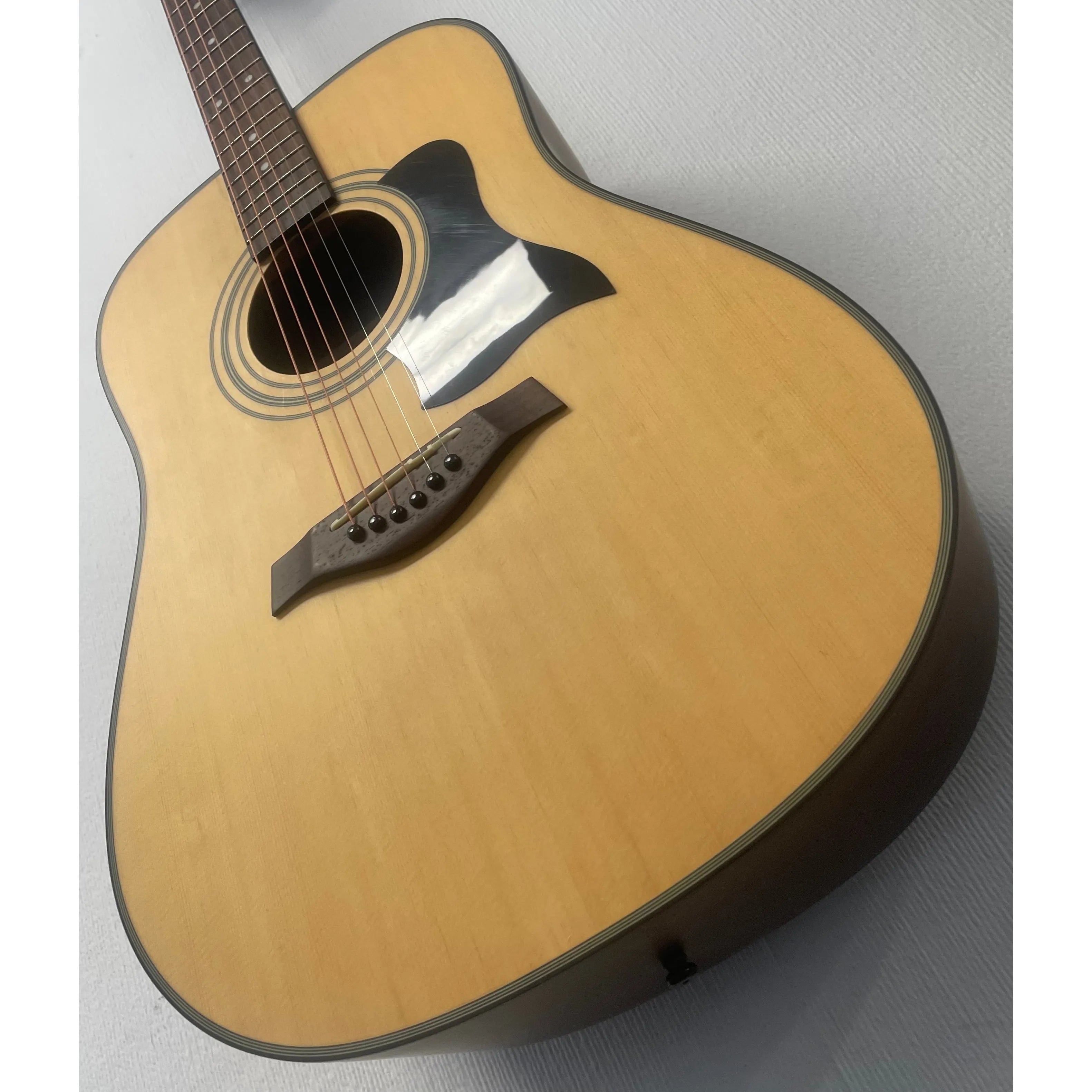 Tanglewood TW28SNQ Dreadnought Acoustic Guitar in Natural Pre-Owned