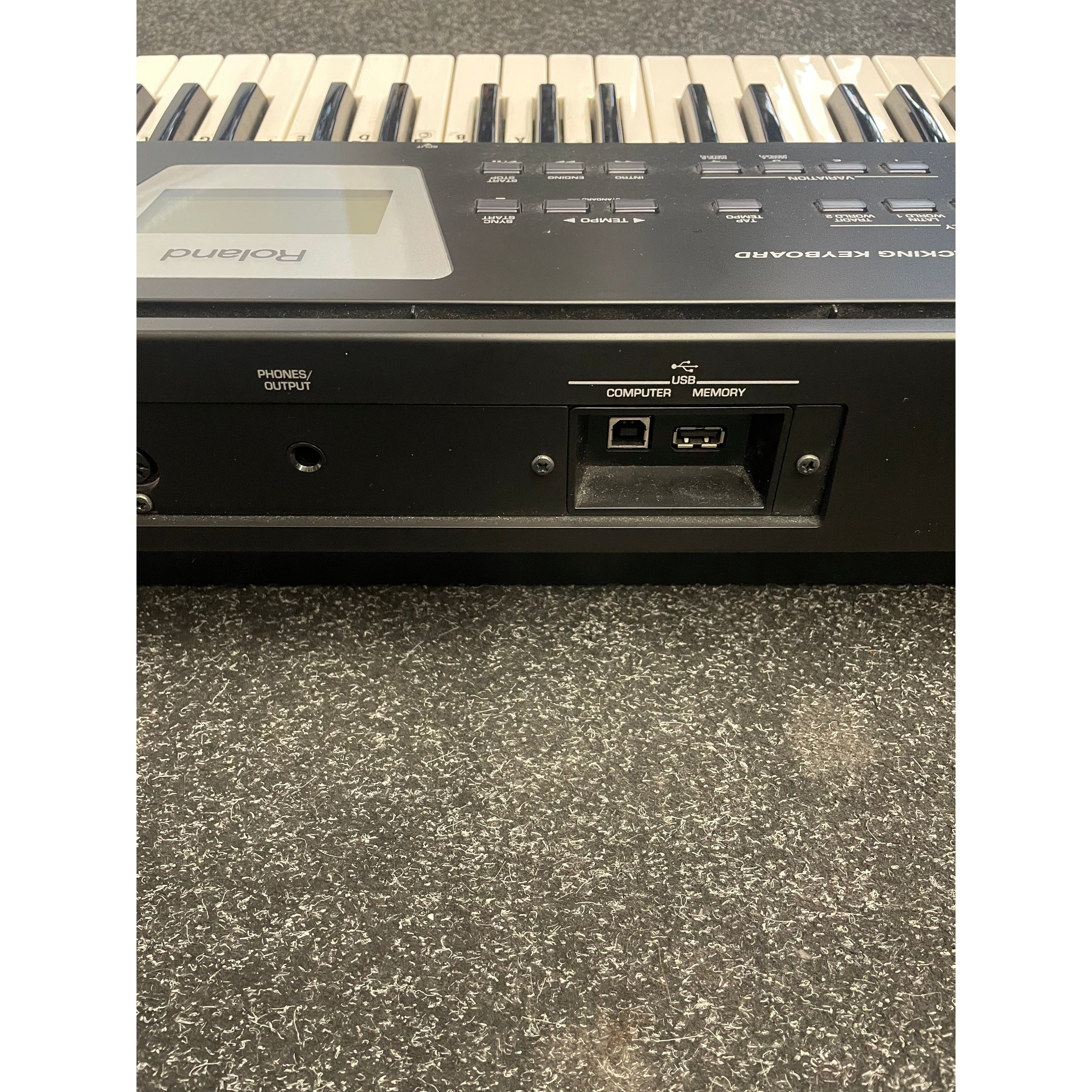 Roland BK-3 Backing Keyboard with Gigbag Pre-Owned