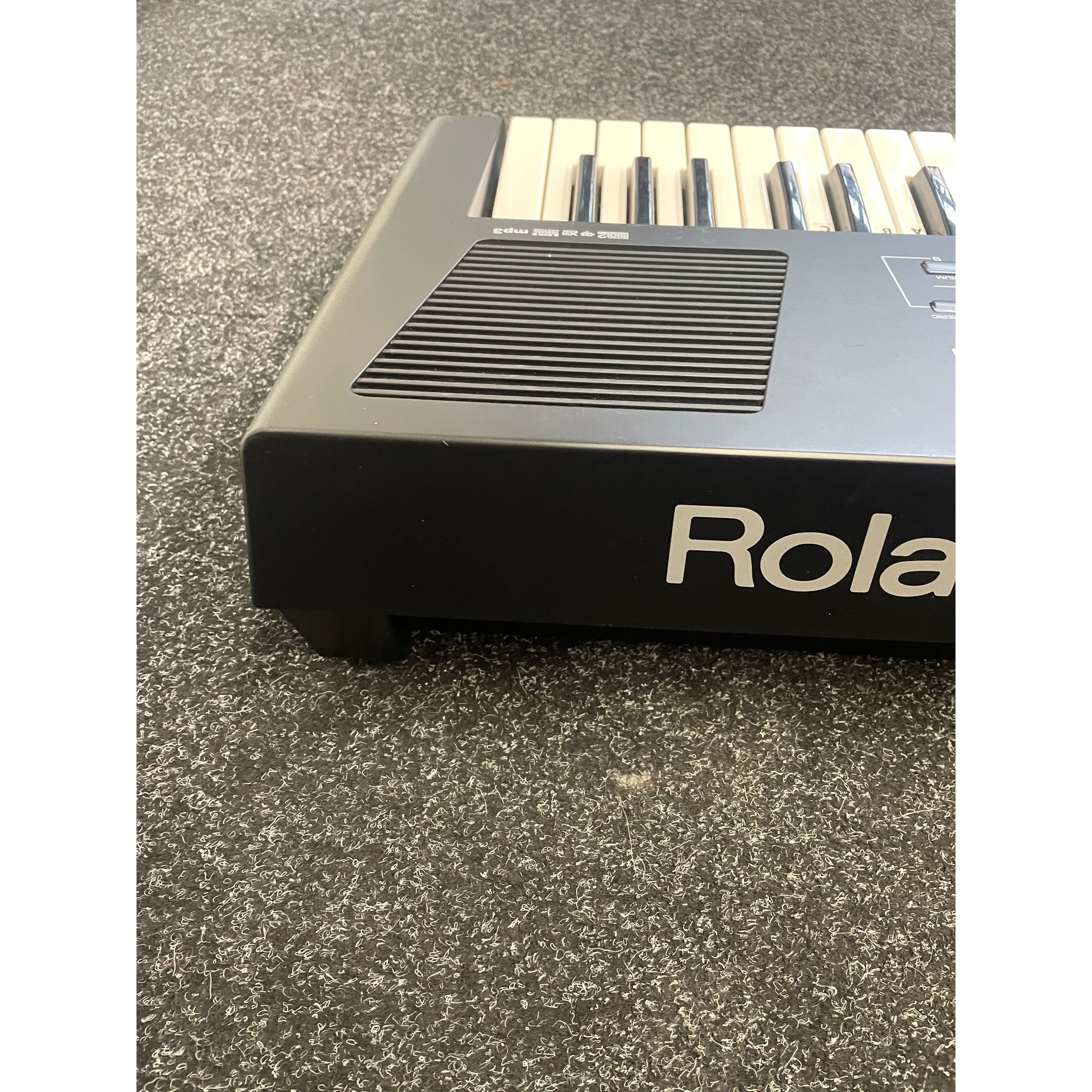 Roland BK-3 Backing Keyboard with Gigbag Pre-Owned