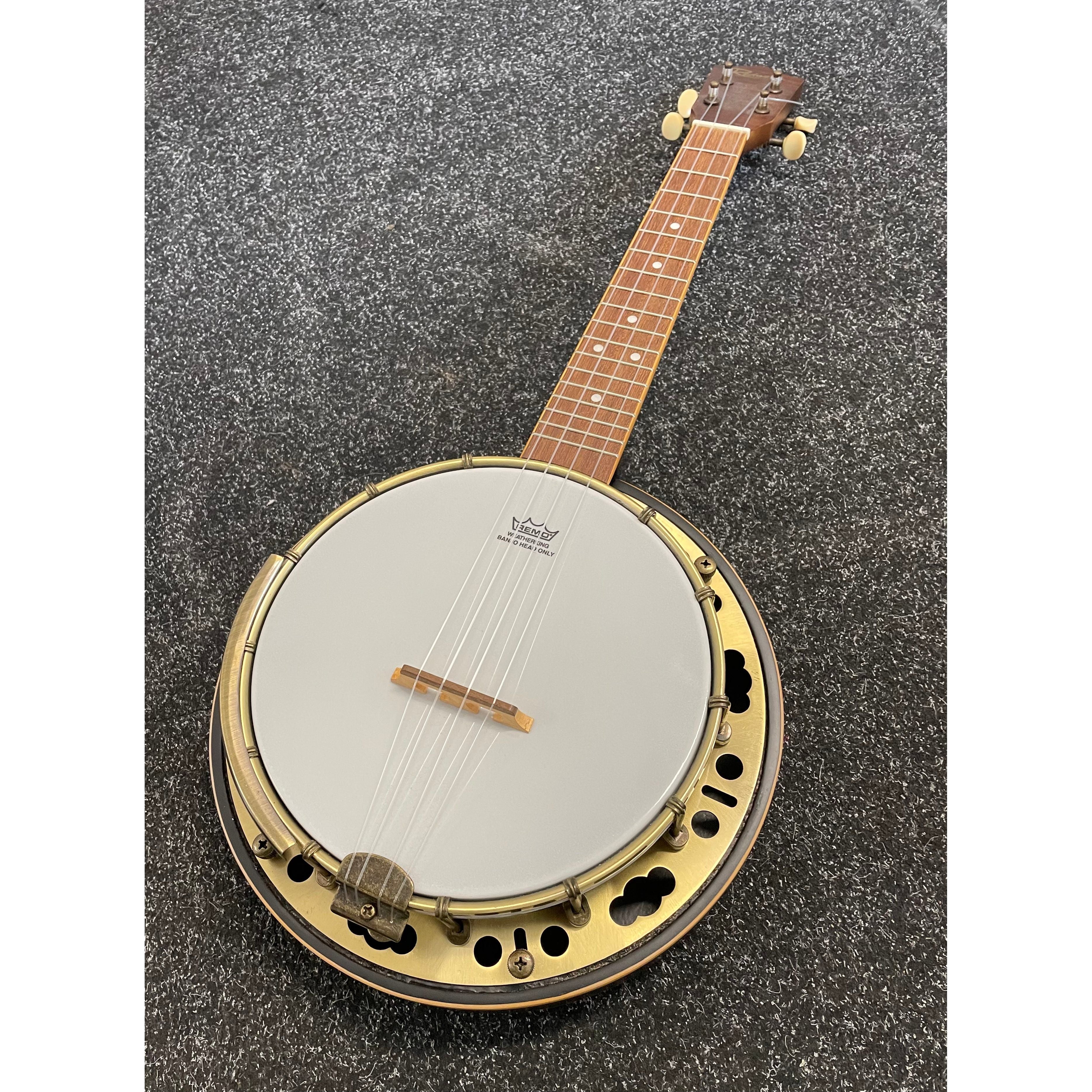 Redwood Closed Back Banjolele Pre-Owned
