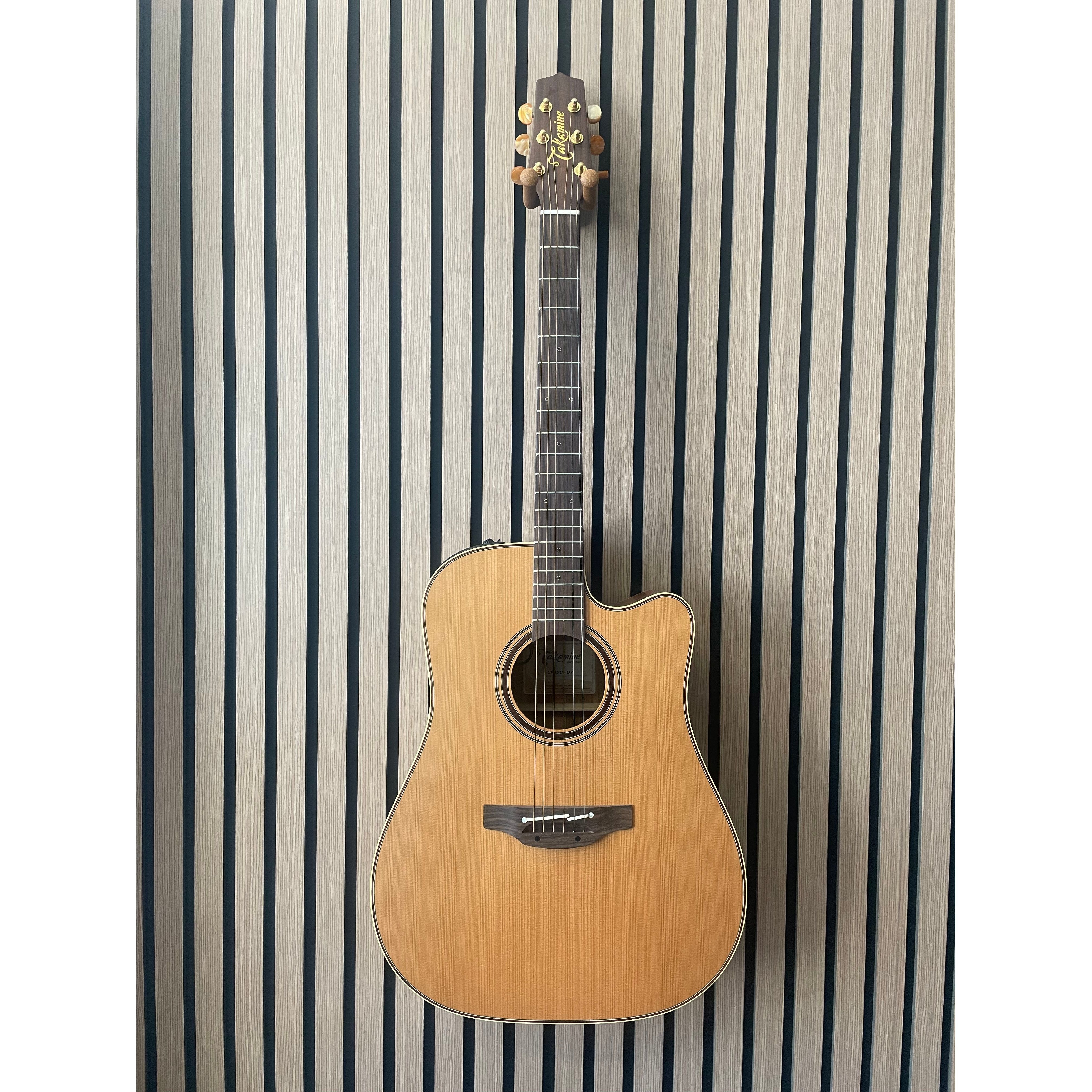 Takamine CP3DC-0V Dreadnought Electro Acoustic with Venetian Cut MIJ Japanese with Hardcase Pre-Owned