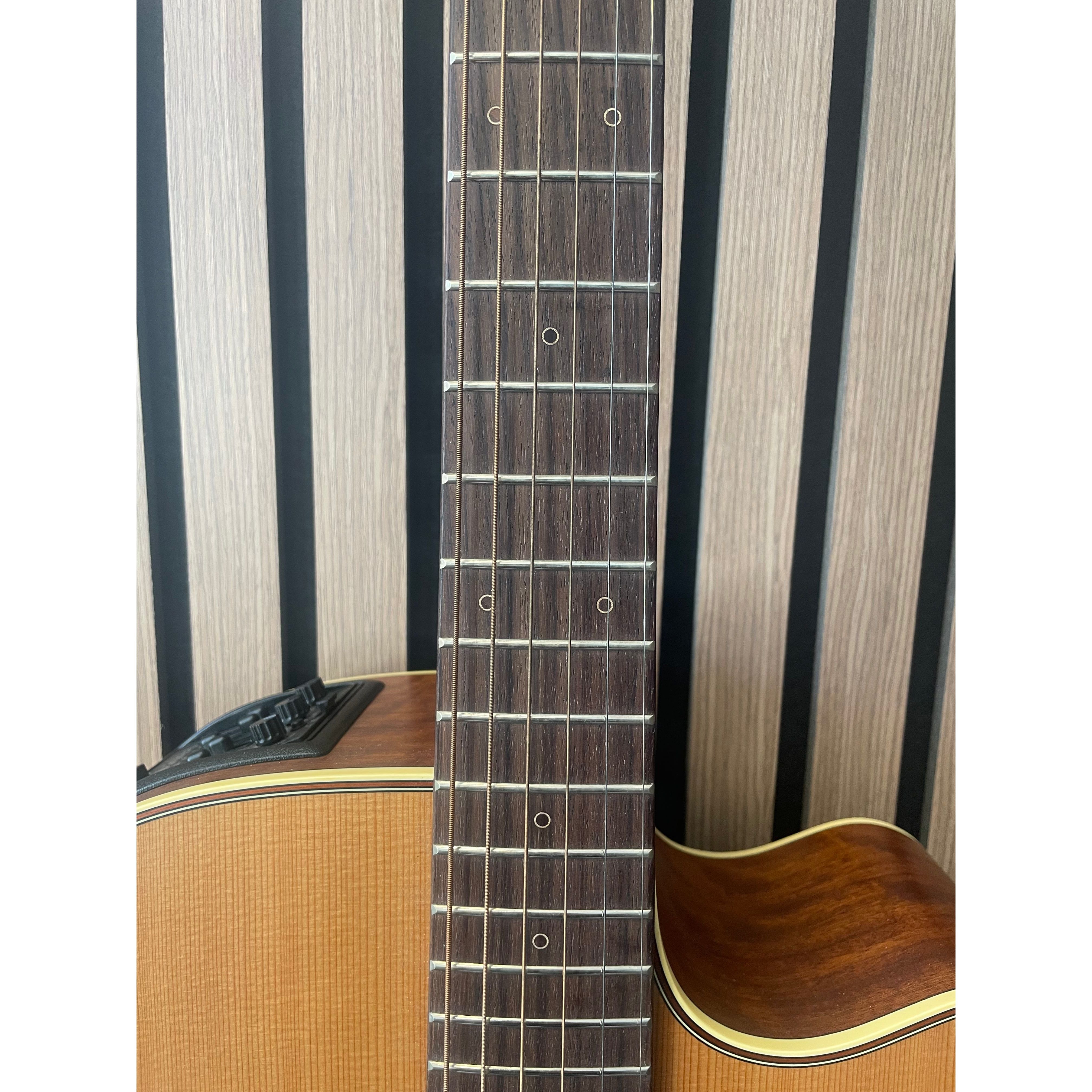 Takamine CP3DC-0V Dreadnought Electro Acoustic with Venetian Cut MIJ Japanese with Hardcase Pre-Owned
