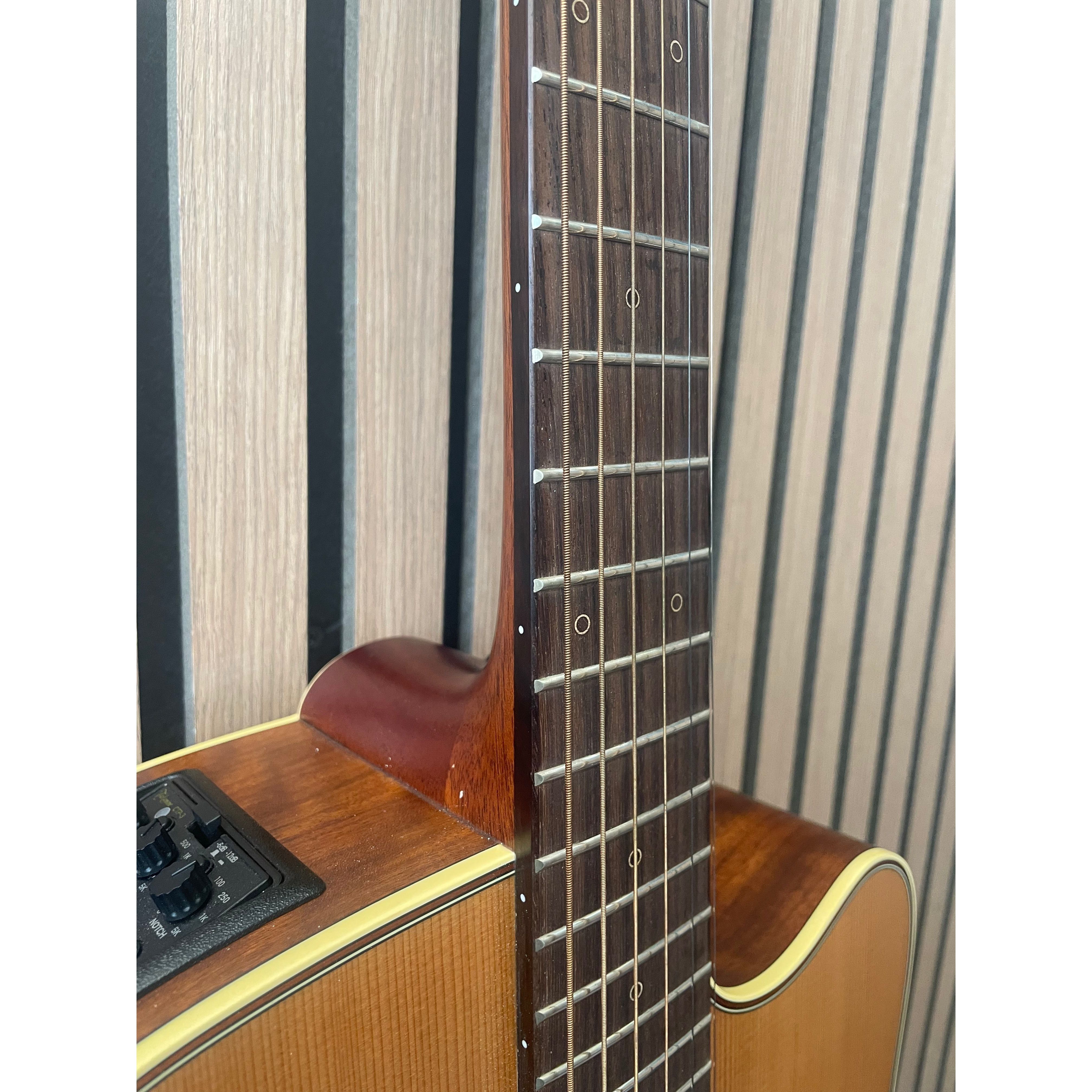 Takamine CP3DC-0V Dreadnought Electro Acoustic with Venetian Cut MIJ Japanese with Hardcase Pre-Owned
