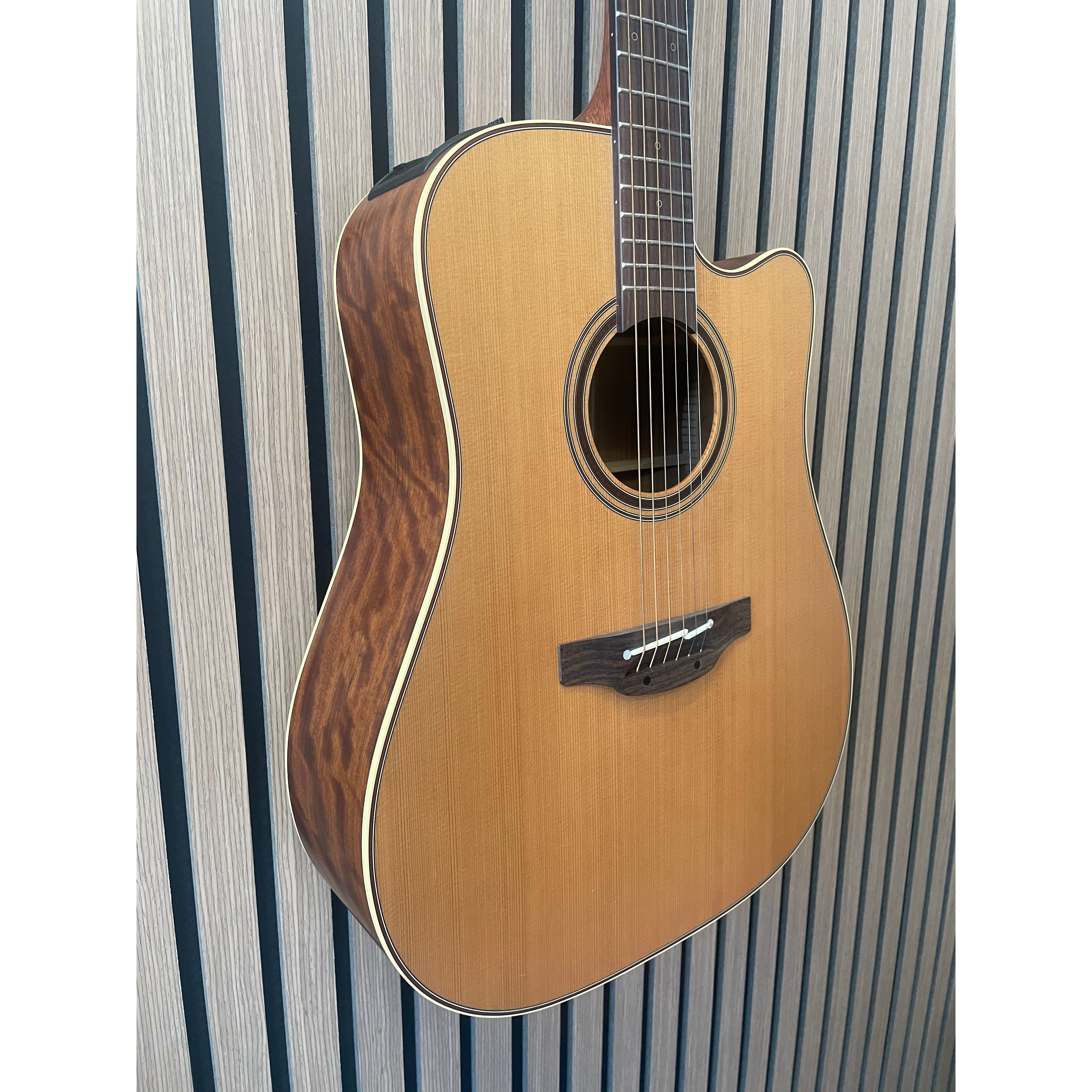 Takamine CP3DC-0V Dreadnought Electro Acoustic with Venetian Cut MIJ Japanese with Hardcase Pre-Owned
