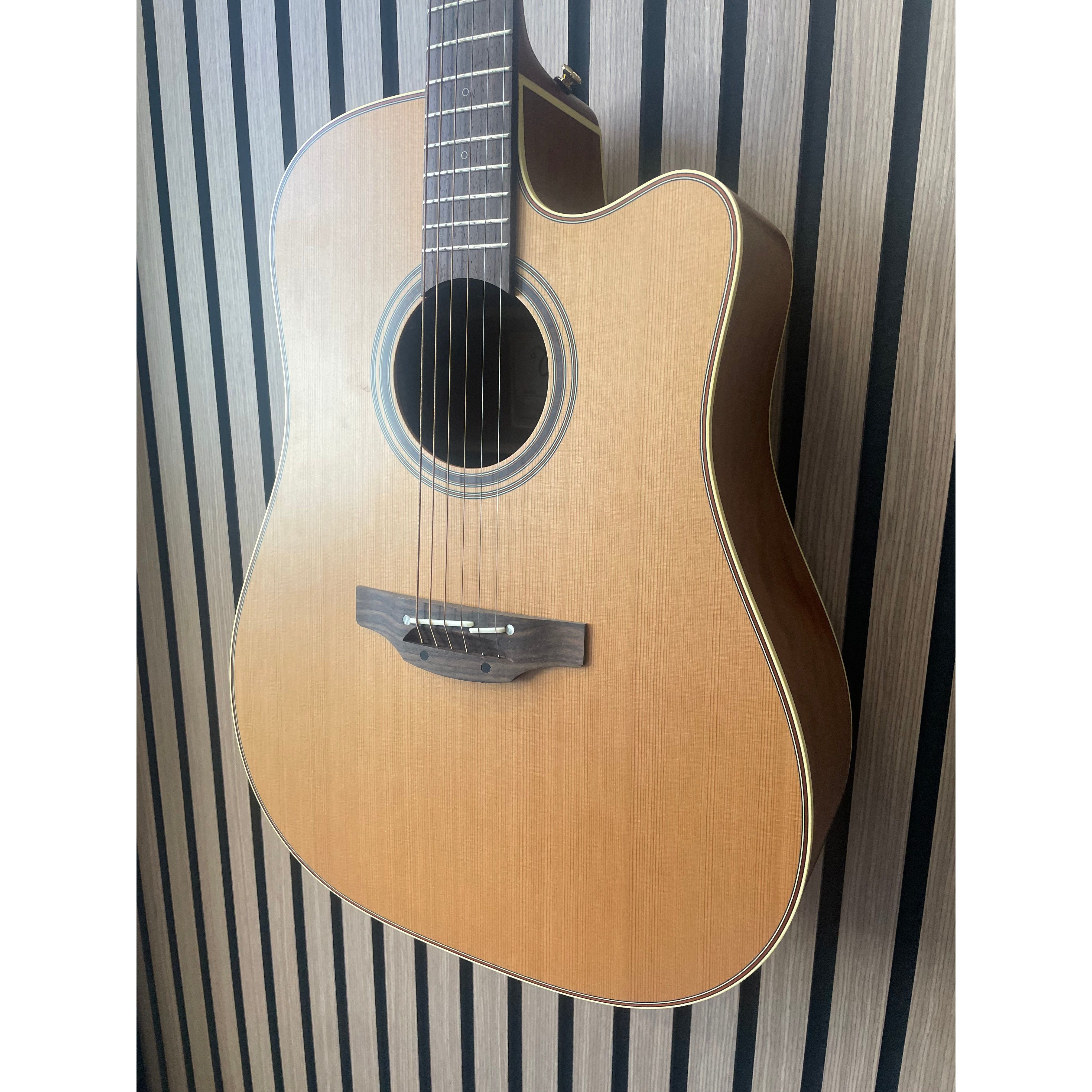 Takamine CP3DC-0V Dreadnought Electro Acoustic with Venetian Cut MIJ Japanese with Hardcase Pre-Owned