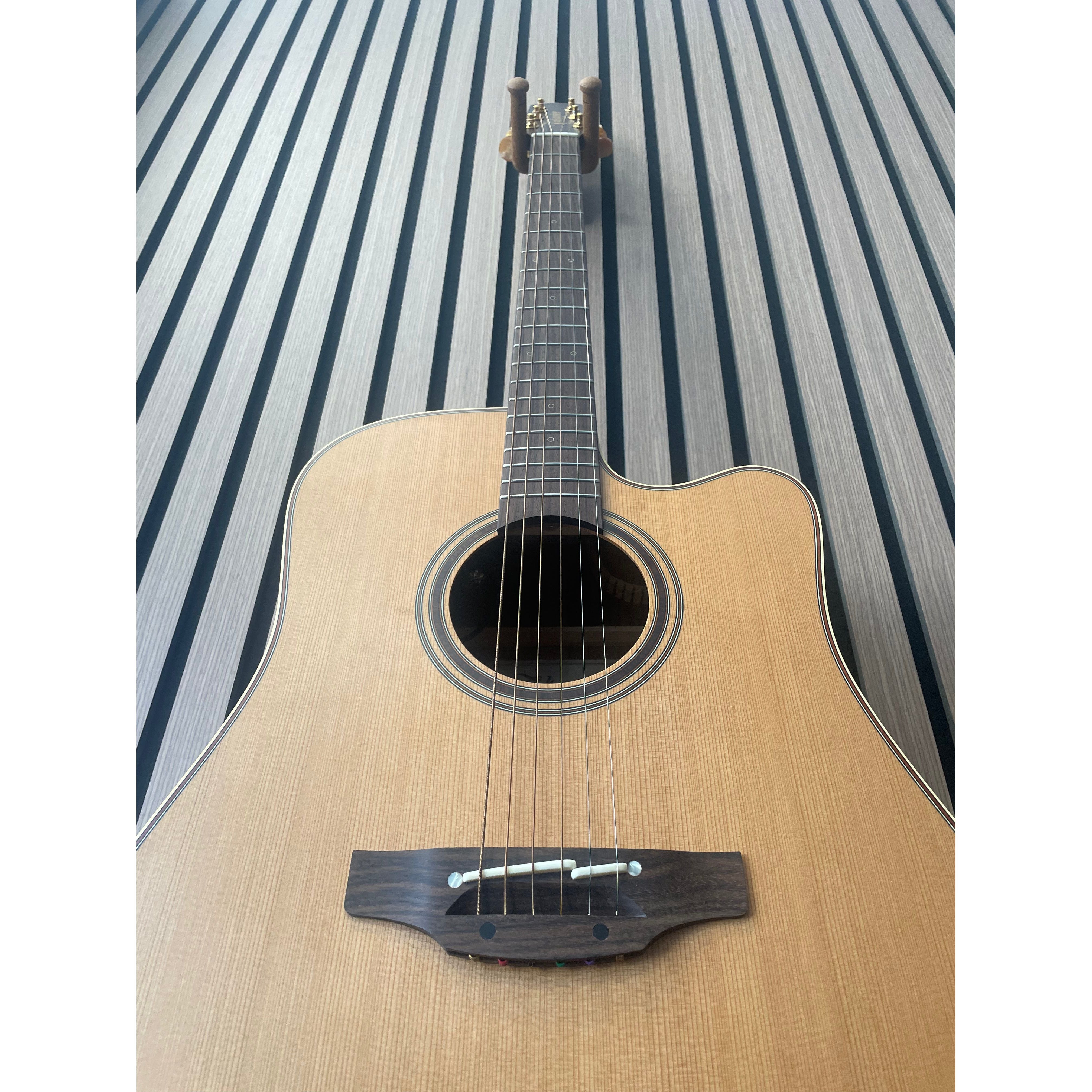 Takamine CP3DC-0V Dreadnought Electro Acoustic with Venetian Cut MIJ Japanese with Hardcase Pre-Owned