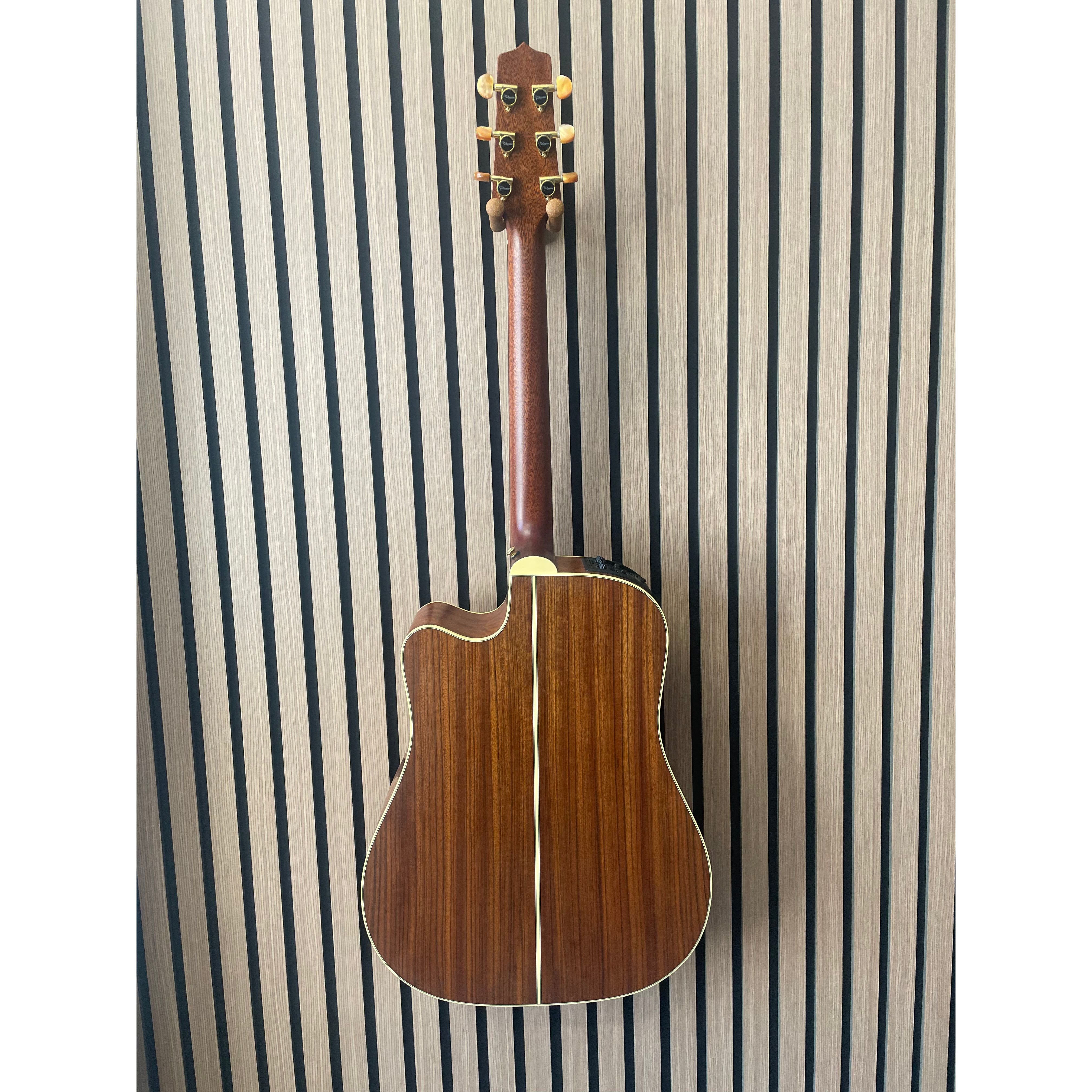 Takamine CP3DC-0V Dreadnought Electro Acoustic with Venetian Cut MIJ Japanese with Hardcase Pre-Owned