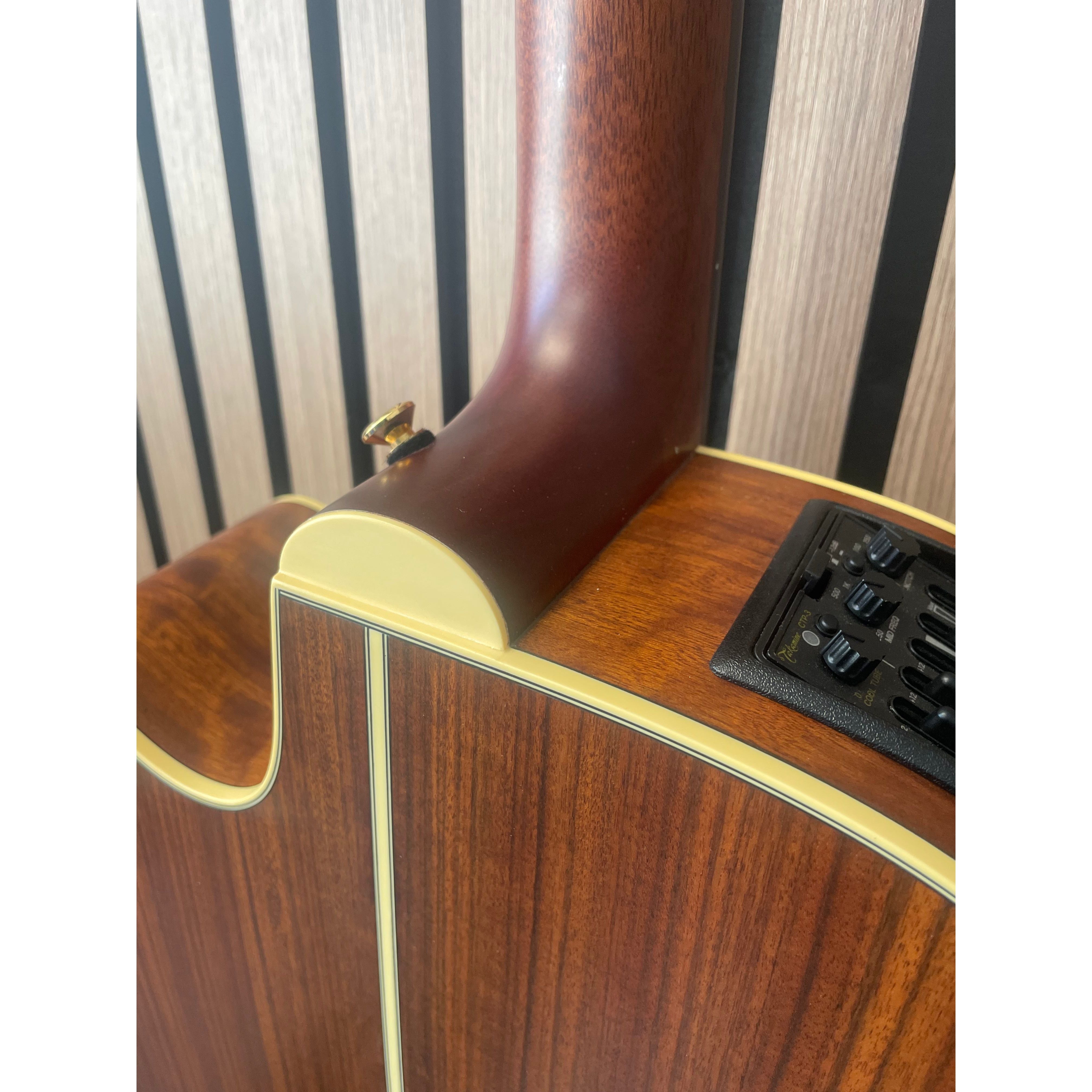Takamine CP3DC-0V Dreadnought Electro Acoustic with Venetian Cut MIJ Japanese with Hardcase Pre-Owned