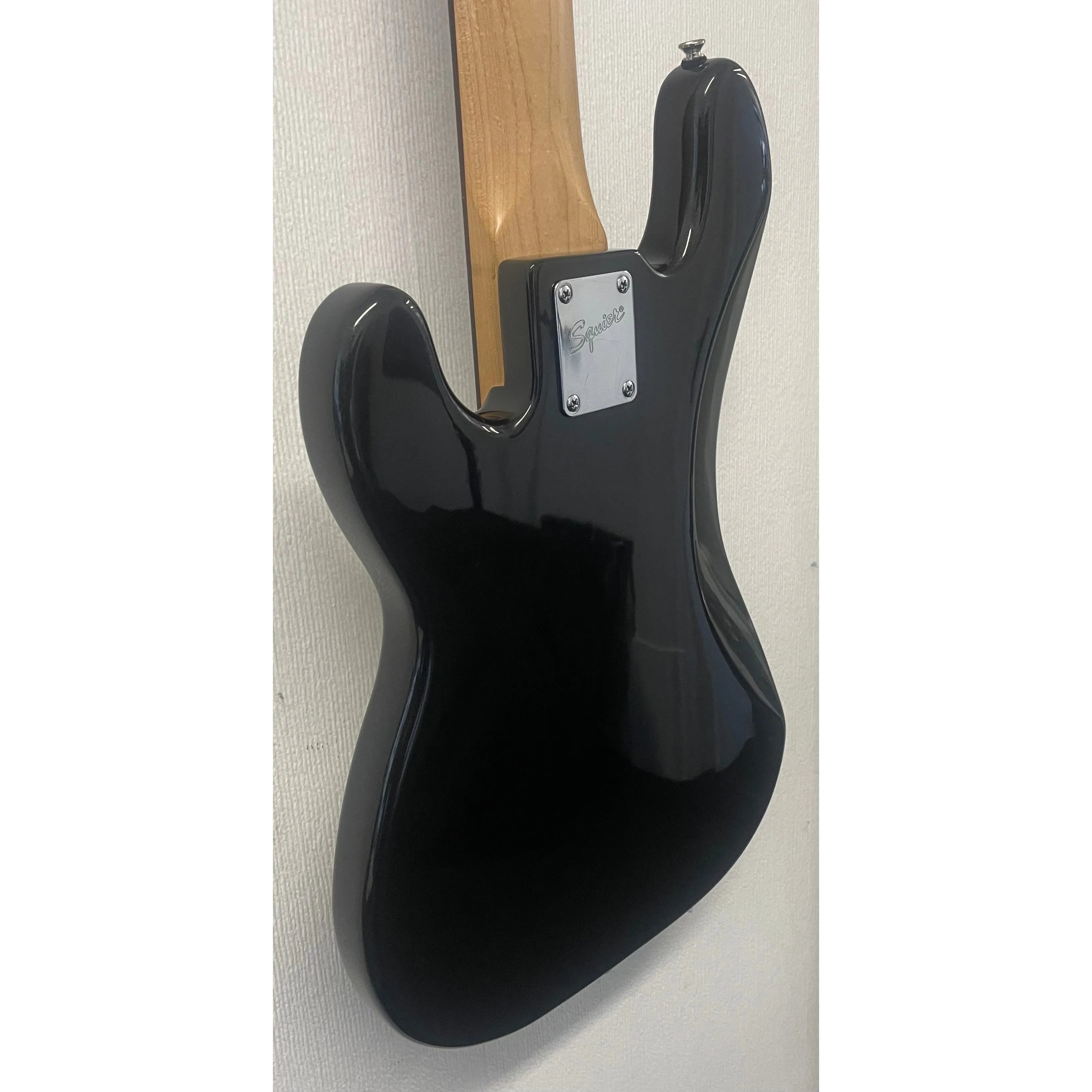 Squier Standard Precision Bass Special V in Gloss Black Sparkle Pre-Owned