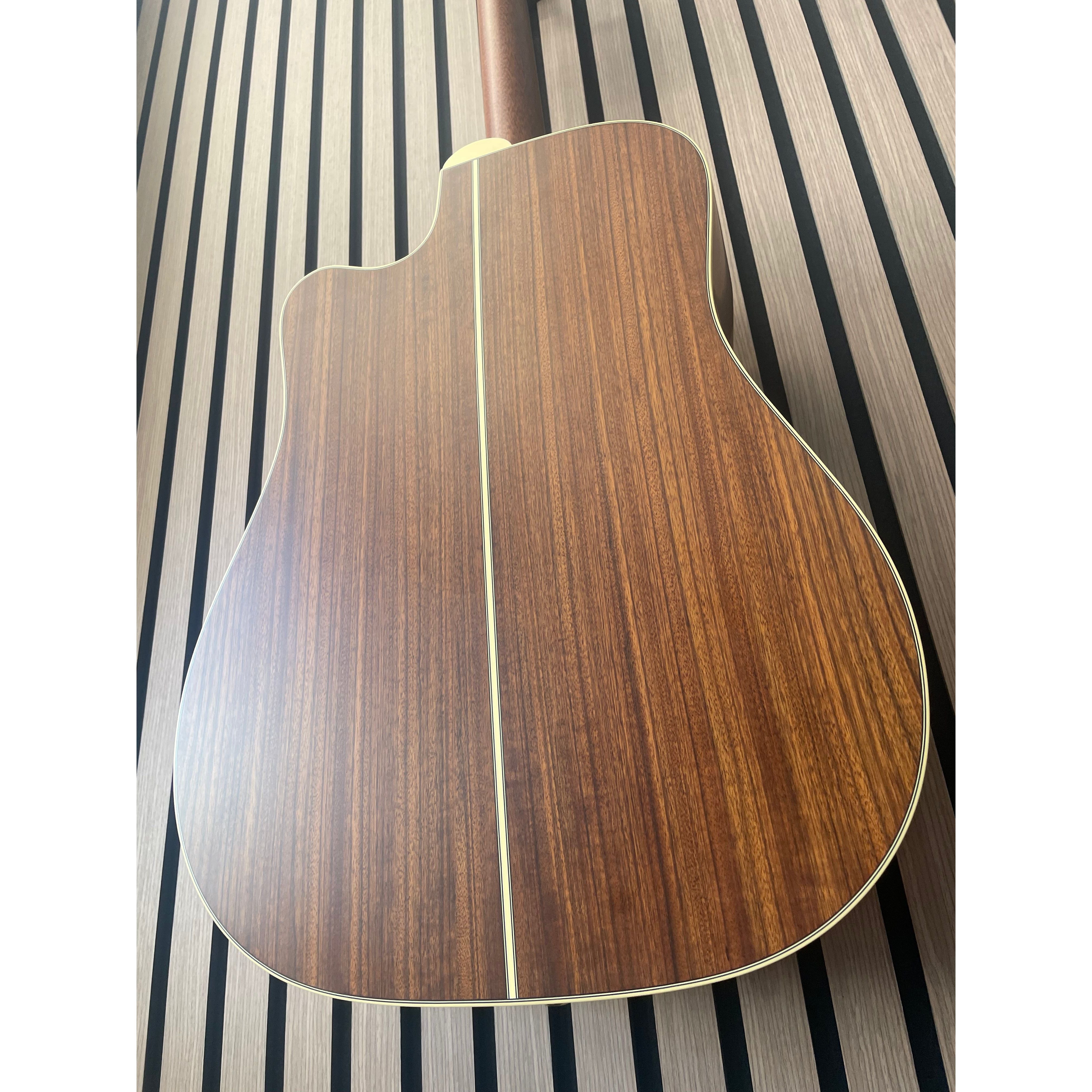 Takamine CP3DC-0V Dreadnought Electro Acoustic with Venetian Cut MIJ Japanese with Hardcase Pre-Owned