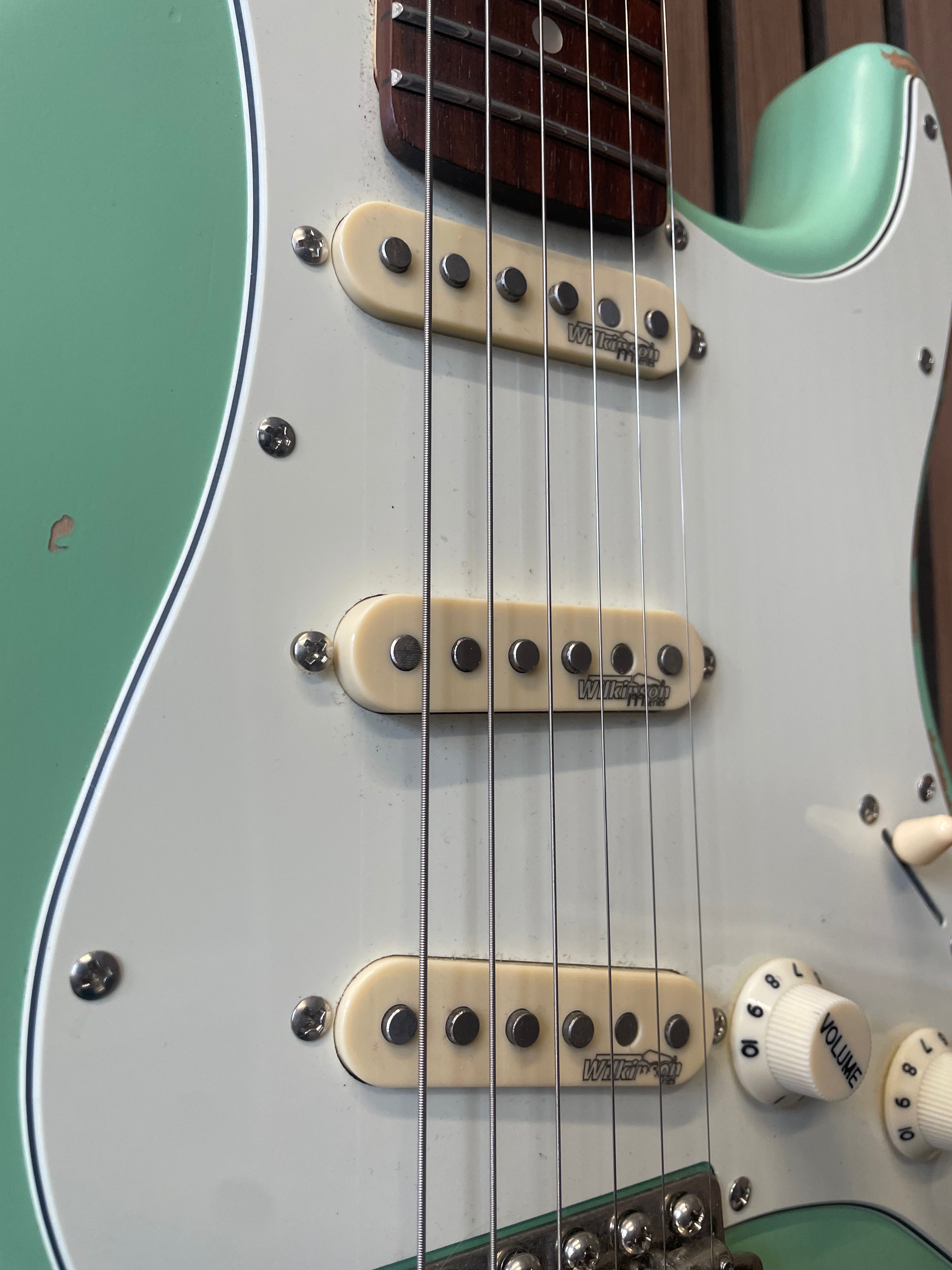 Vintage Icon V6 S-Style Electric Guitar in Distressed Ventura Green Pre-Owned