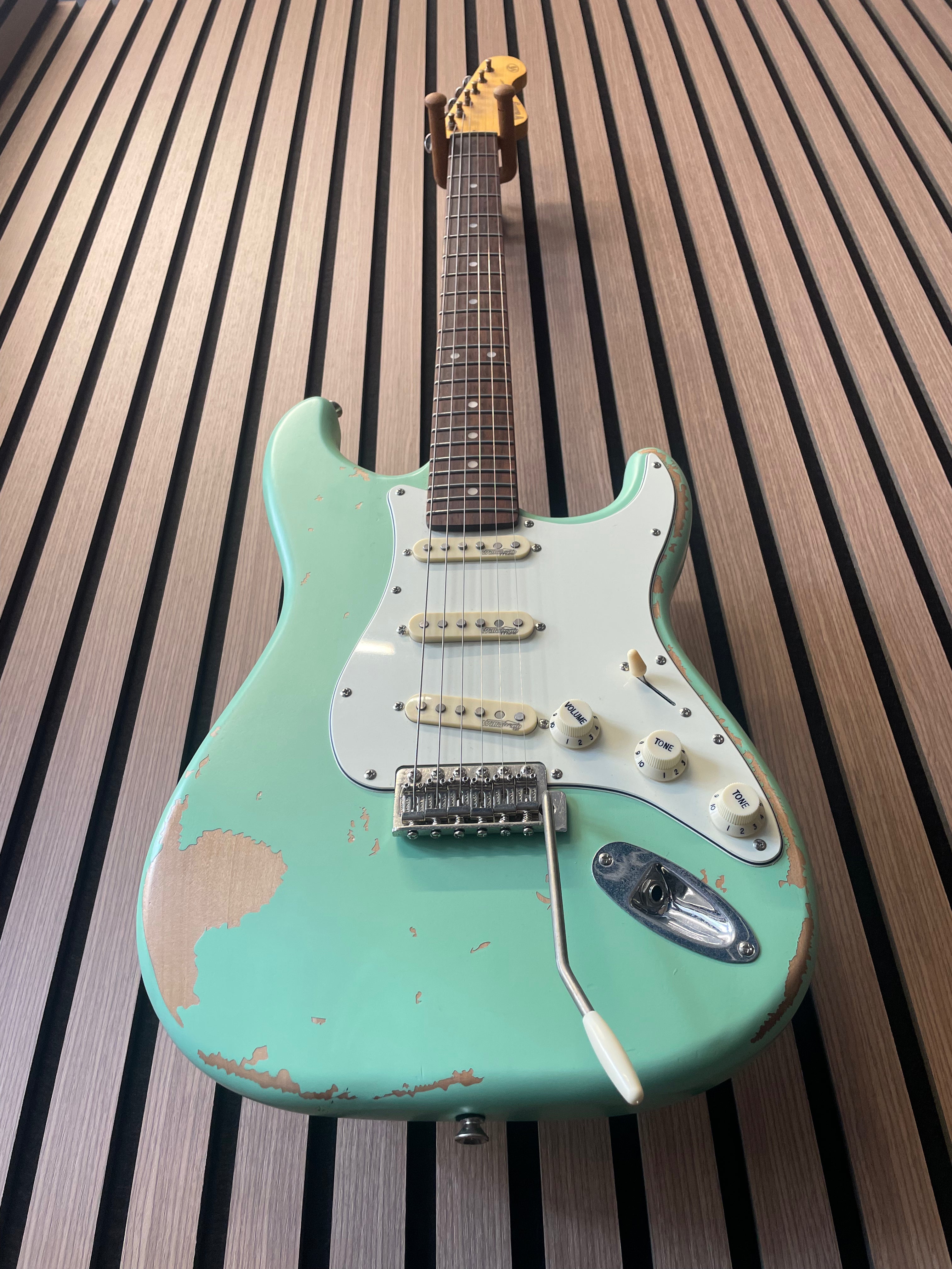 Vintage Icon V6 S-Style Electric Guitar in Distressed Ventura Green Pre-Owned