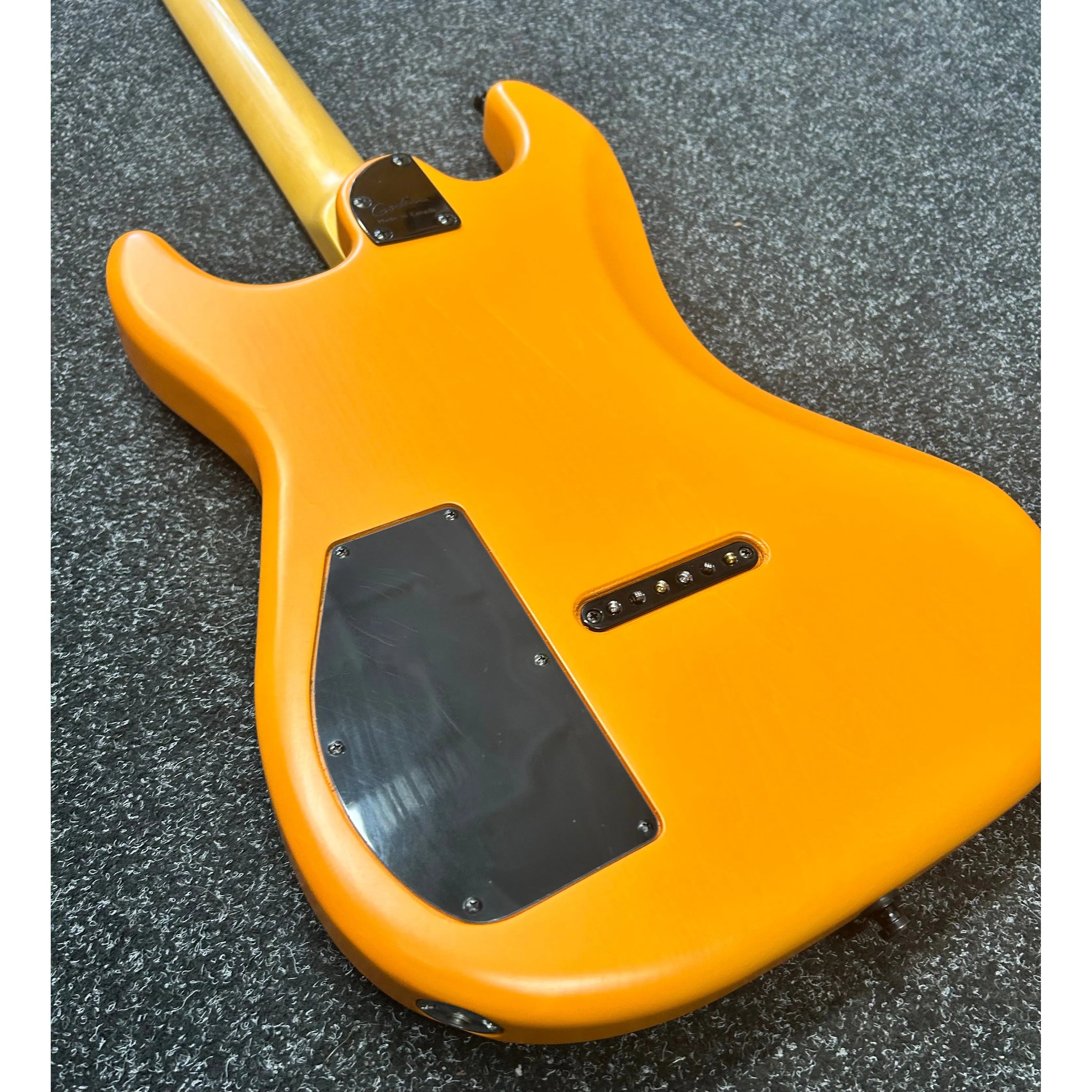 Godin Session RHT Pro Electric Guitar in Retro Orange Pre-Owned