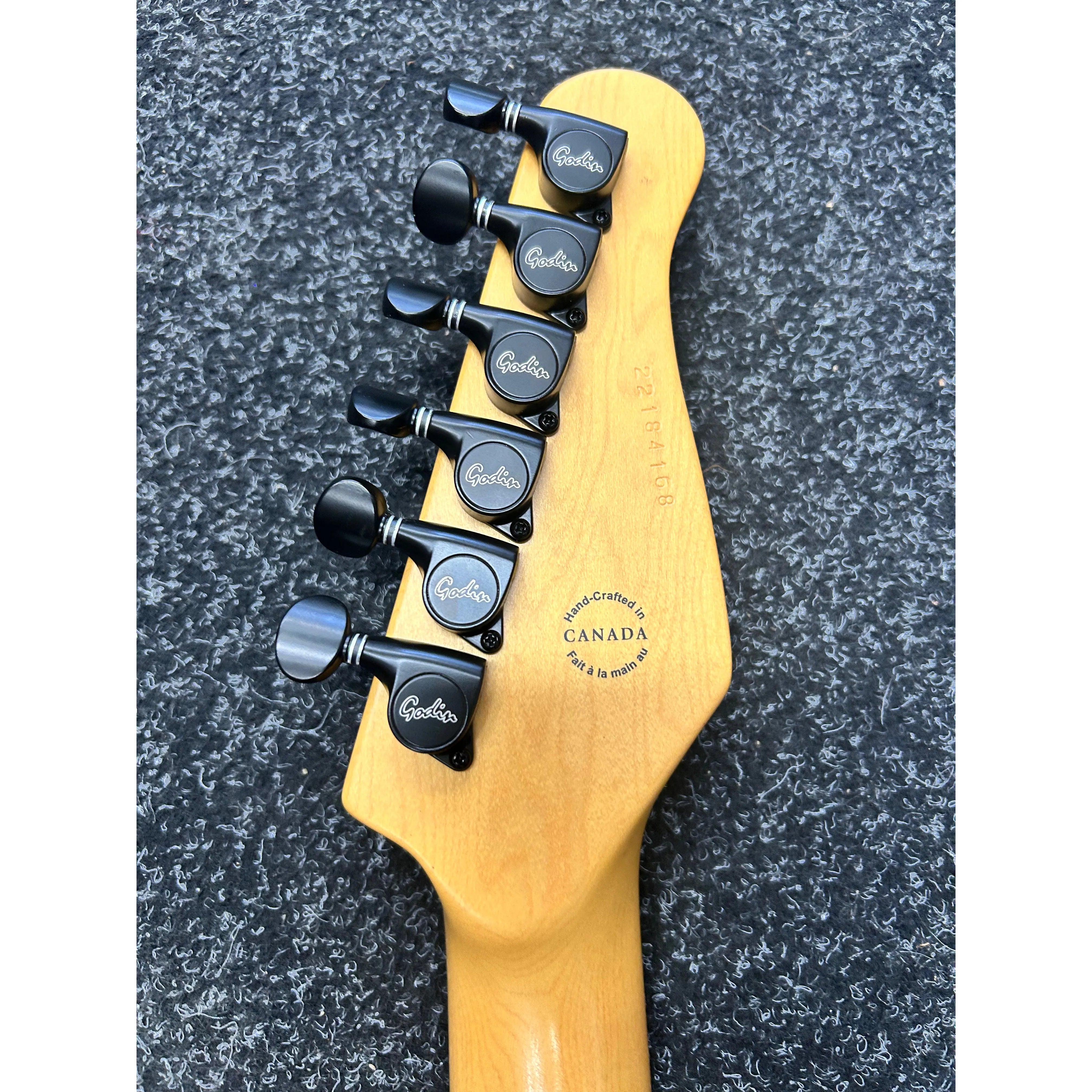 Godin Session RHT Pro Electric Guitar in Retro Orange Pre-Owned