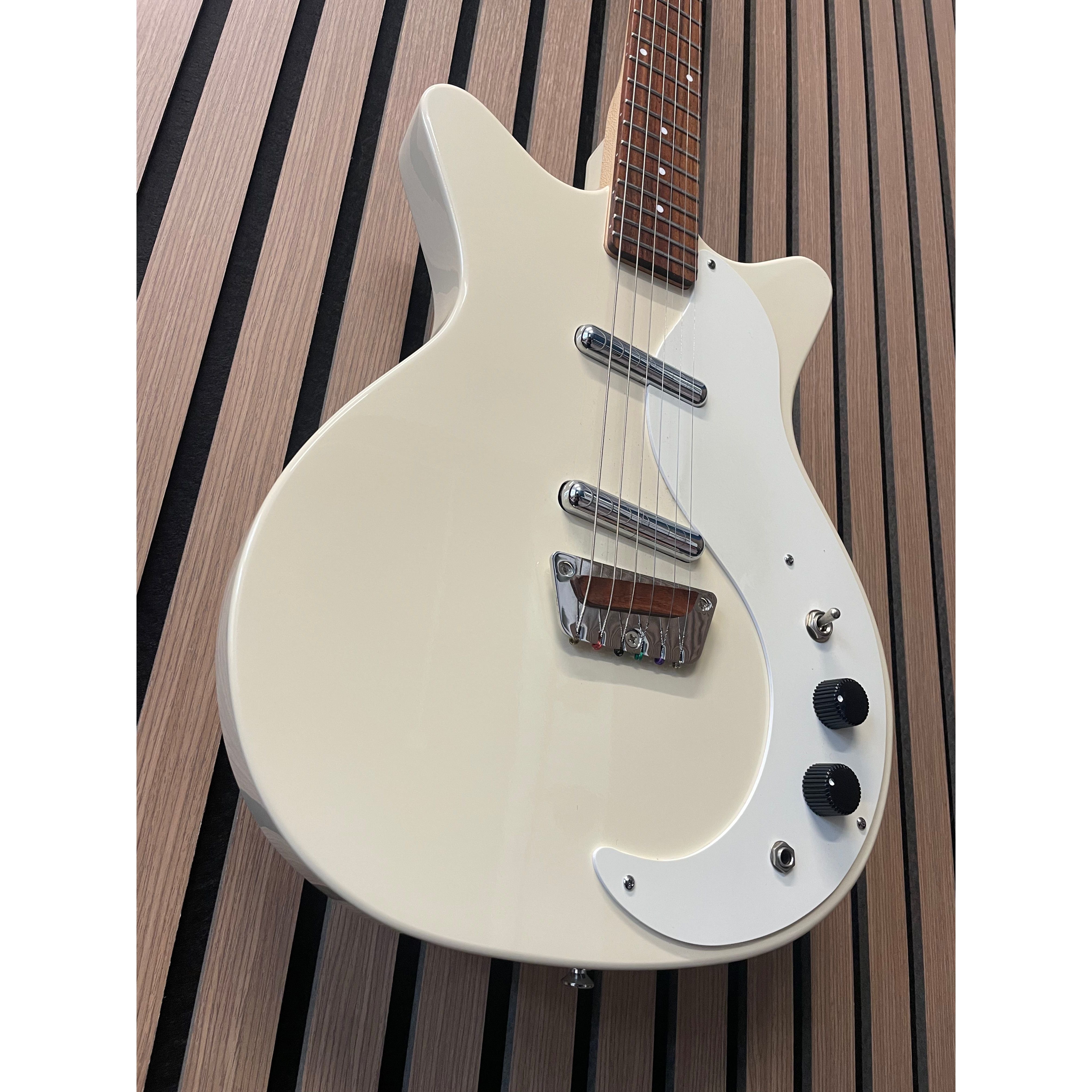 Danelectro Stock '59 Double Cut Electric Guitar in Gloss White Korean Pre-Owned
