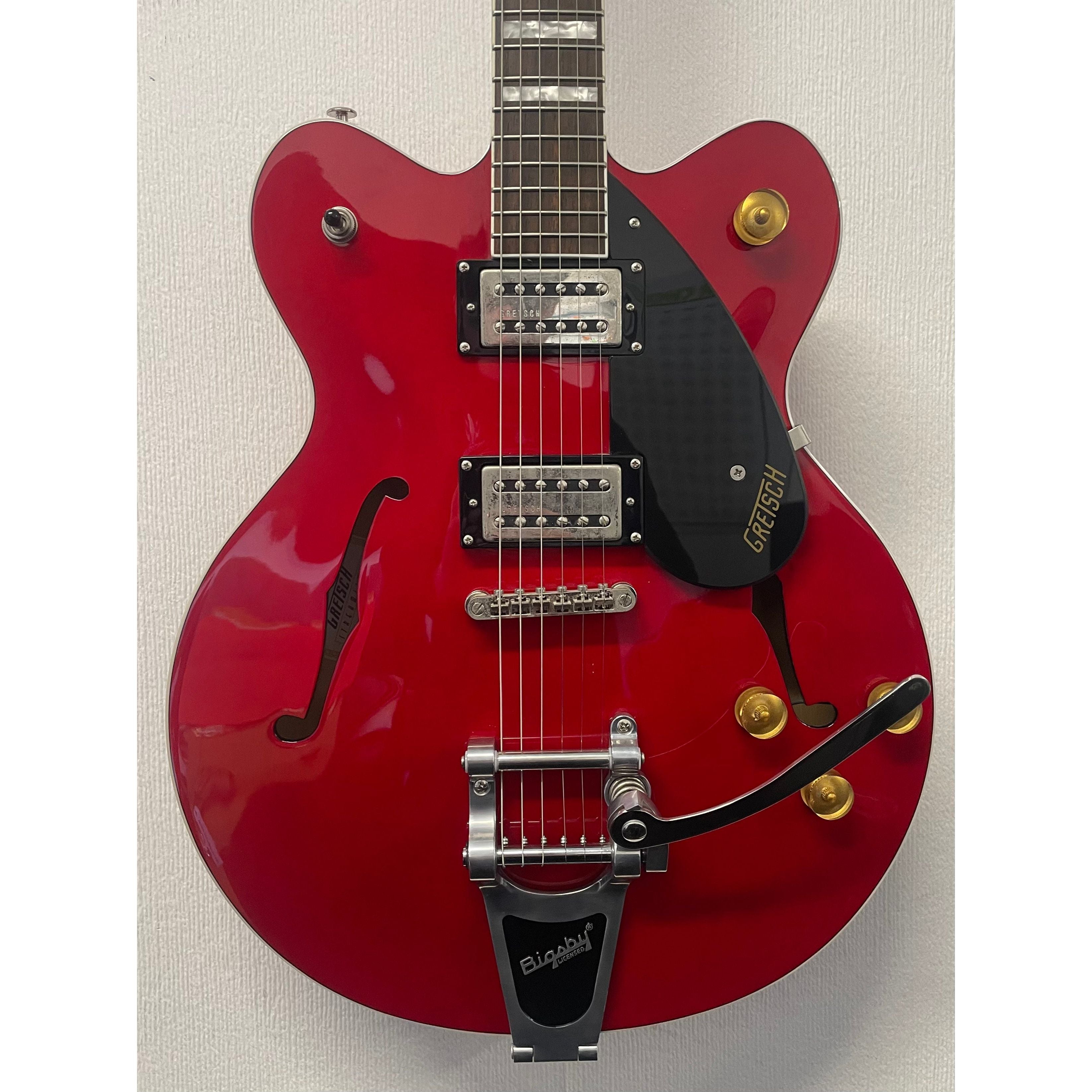 Gretsch G2622T Streamliner Center Block Double-Cut with Bigsby in Flagstaff Red with Hardcase Pre-Owned