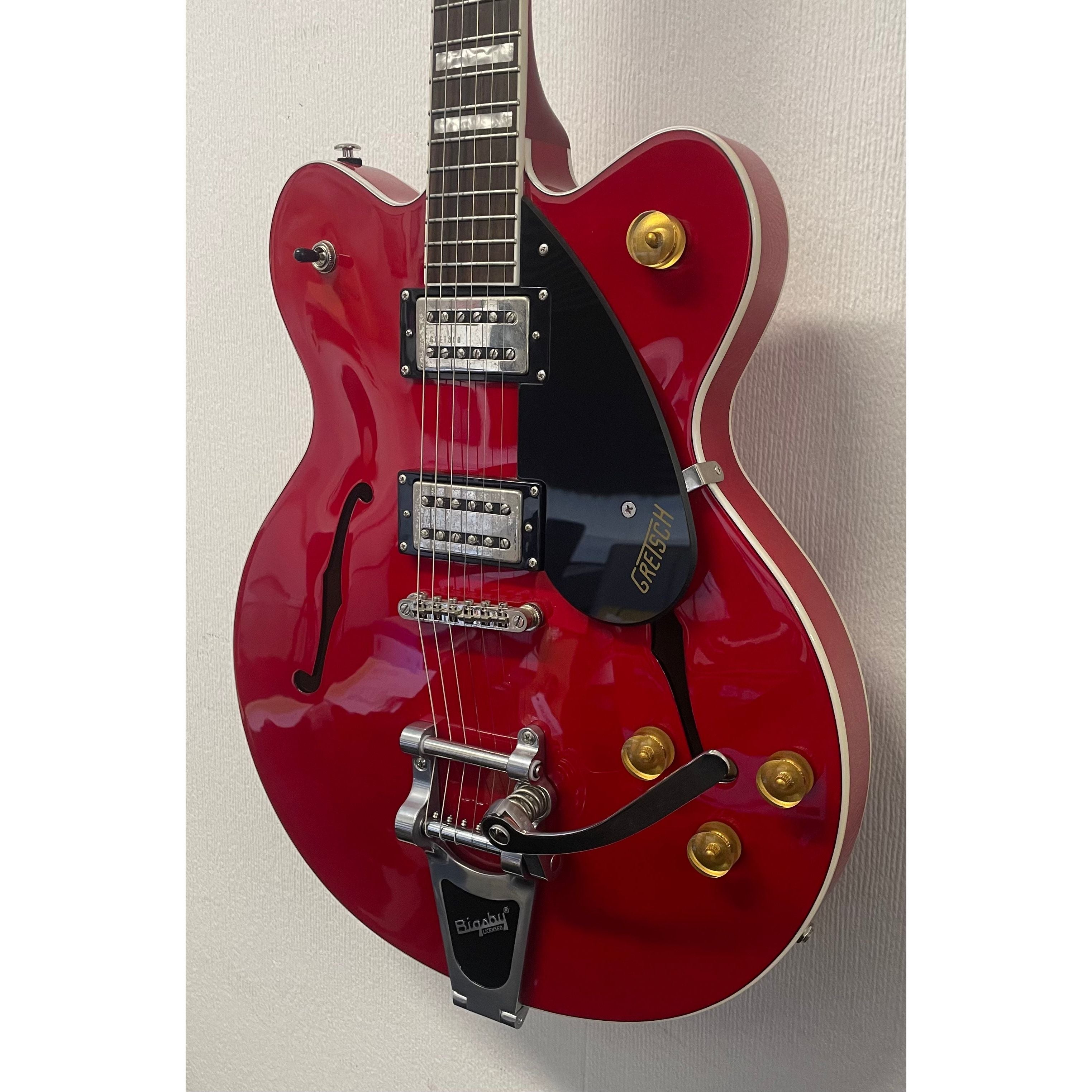 Gretsch G2622T Streamliner Center Block Double-Cut with Bigsby in Flagstaff Red with Hardcase Pre-Owned