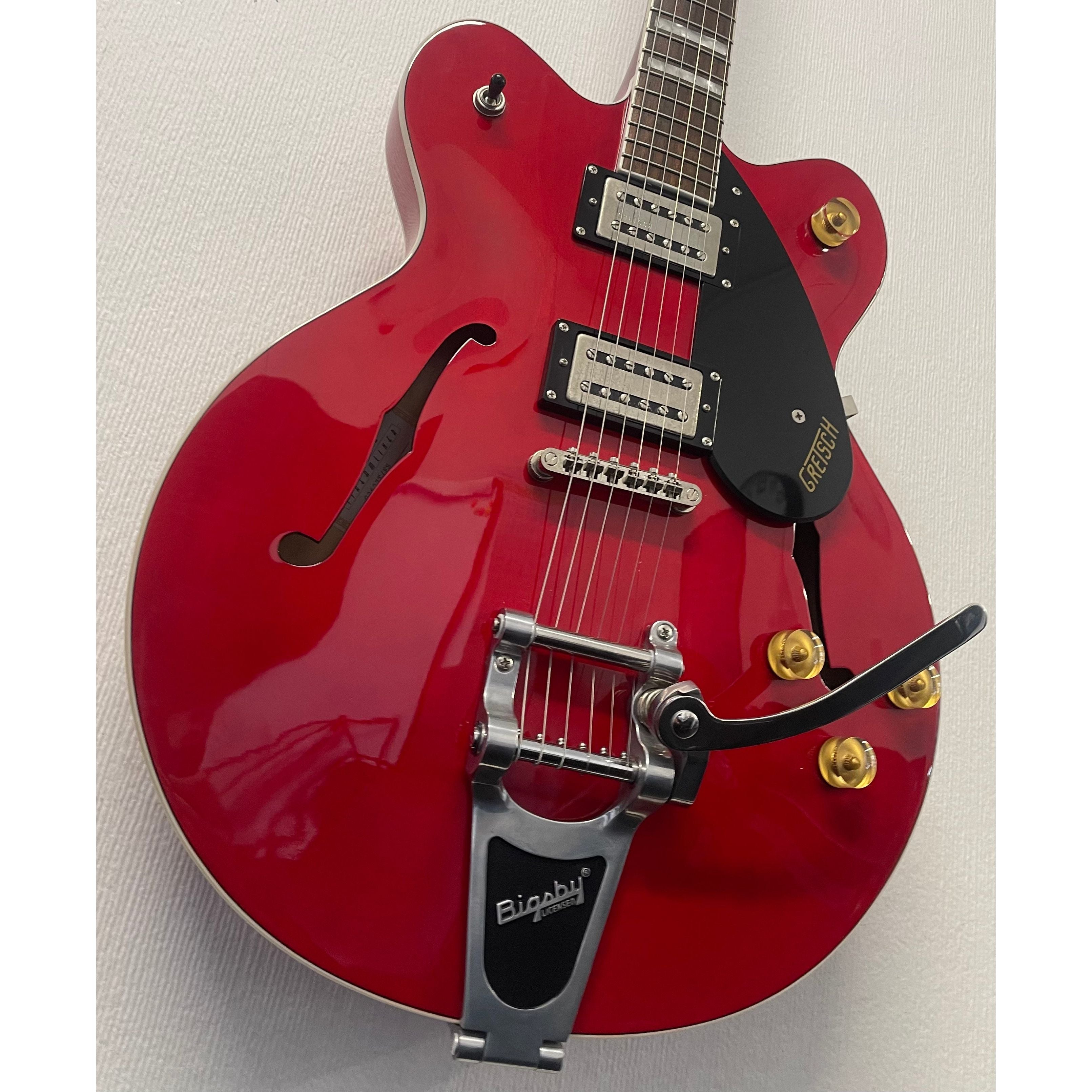 Gretsch G2622T Streamliner Center Block Double-Cut with Bigsby in Flagstaff Red with Hardcase Pre-Owned