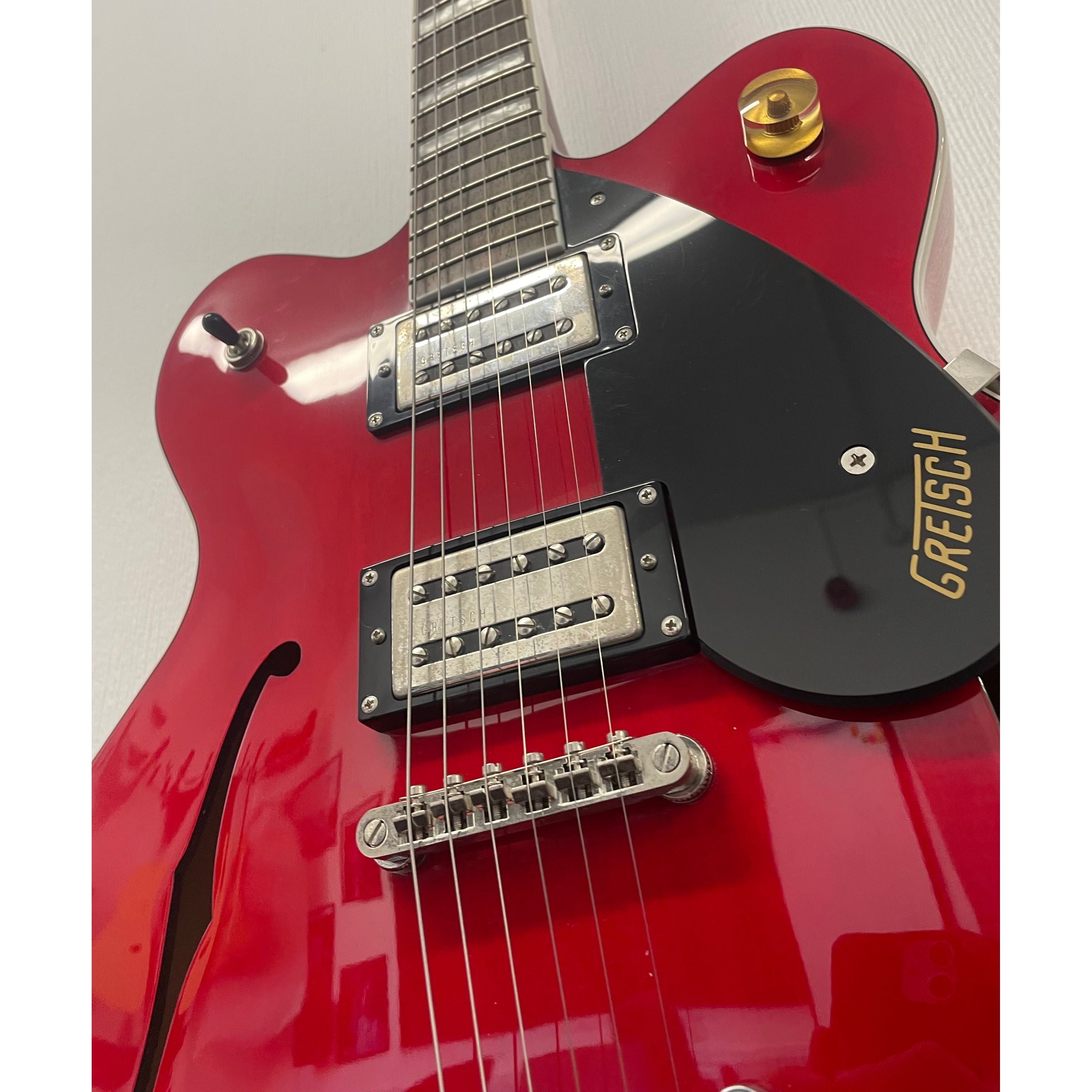 Gretsch G2622T Streamliner Center Block Double-Cut with Bigsby in Flagstaff Red with Hardcase Pre-Owned
