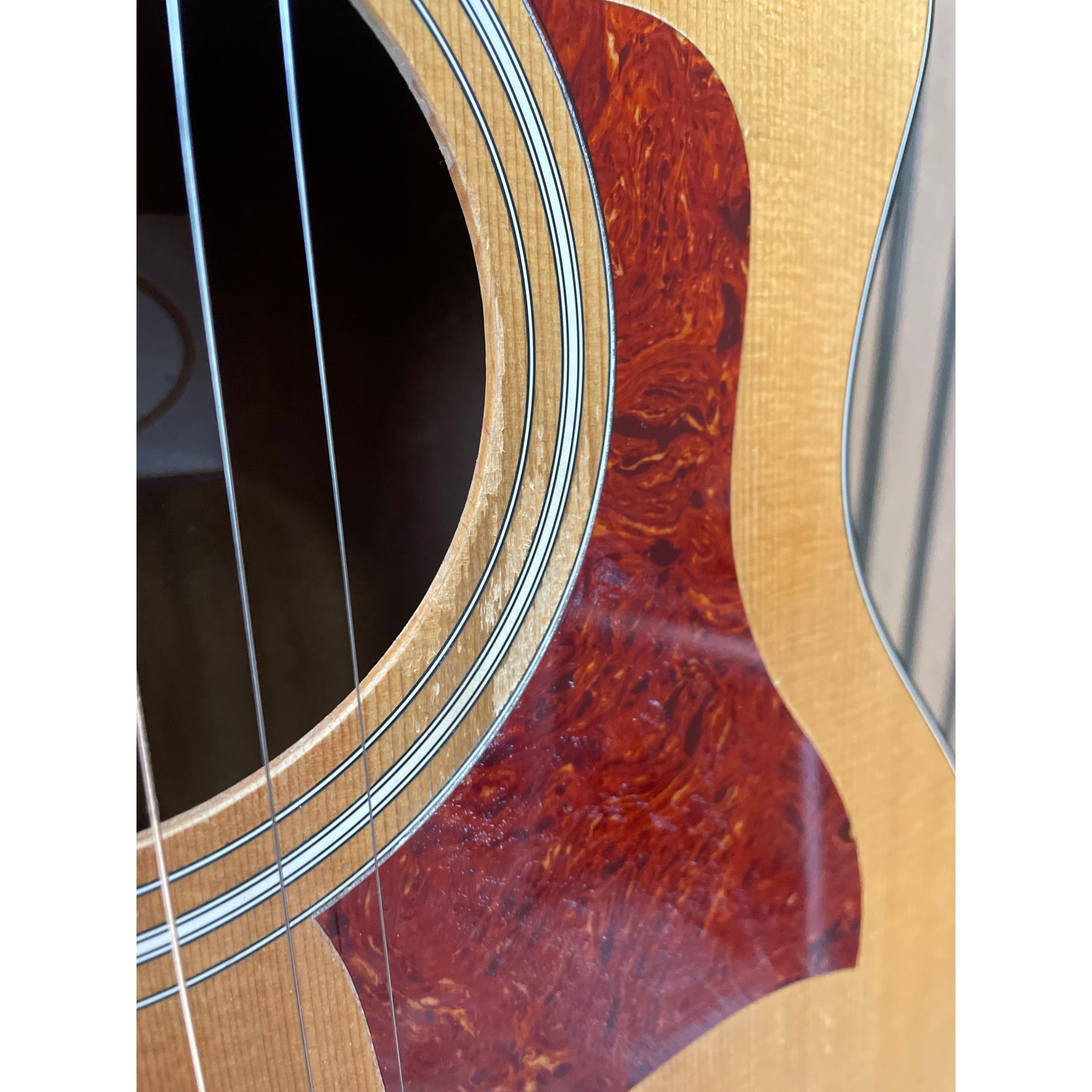 Taylor 114CE Grand Auditorium Sized Electro Acoustic Guitar in Natural with Hardcase Pre-Owned