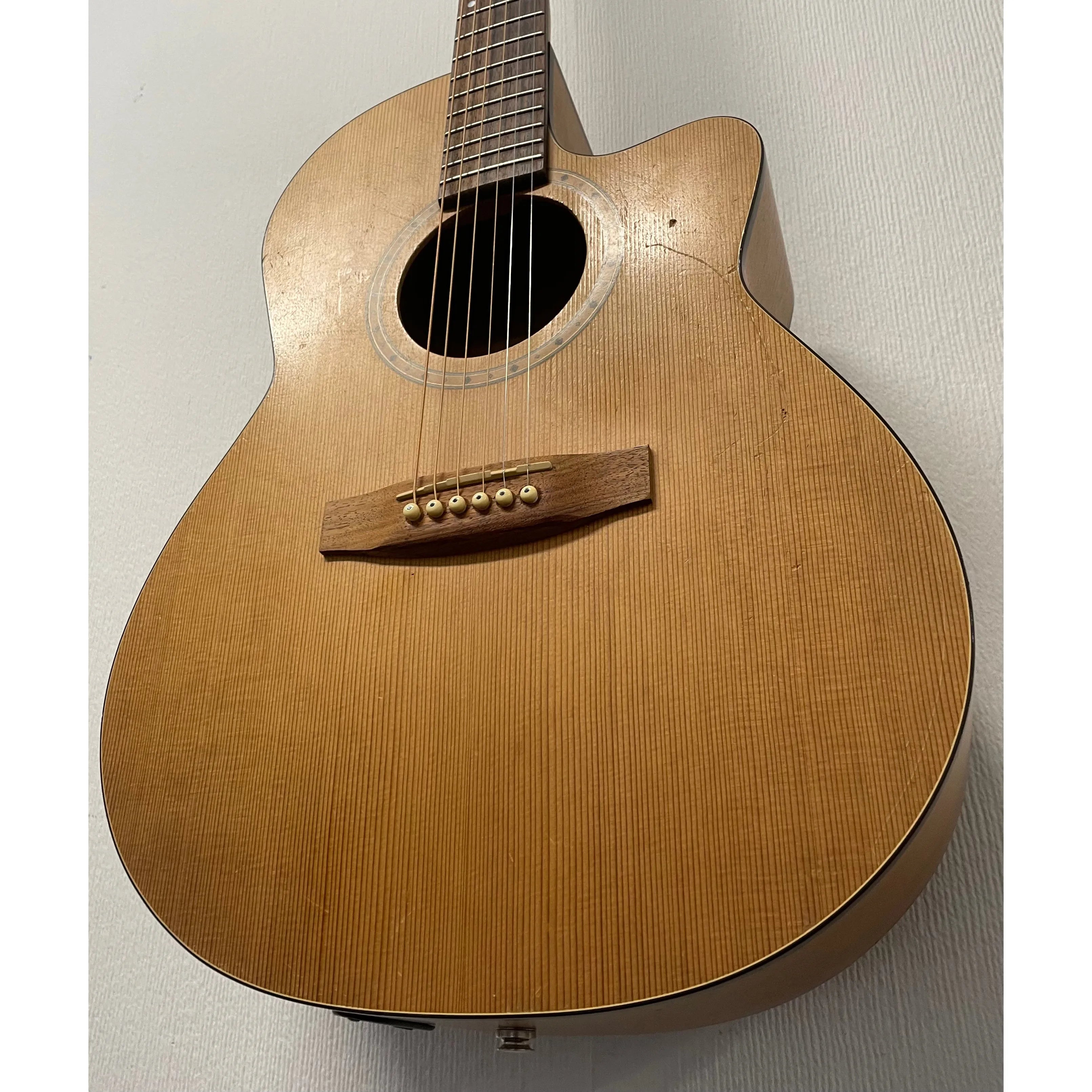 Simon & Patrick Folk Electro Acoustic Guitar S&P 6 CW Pre-Owned