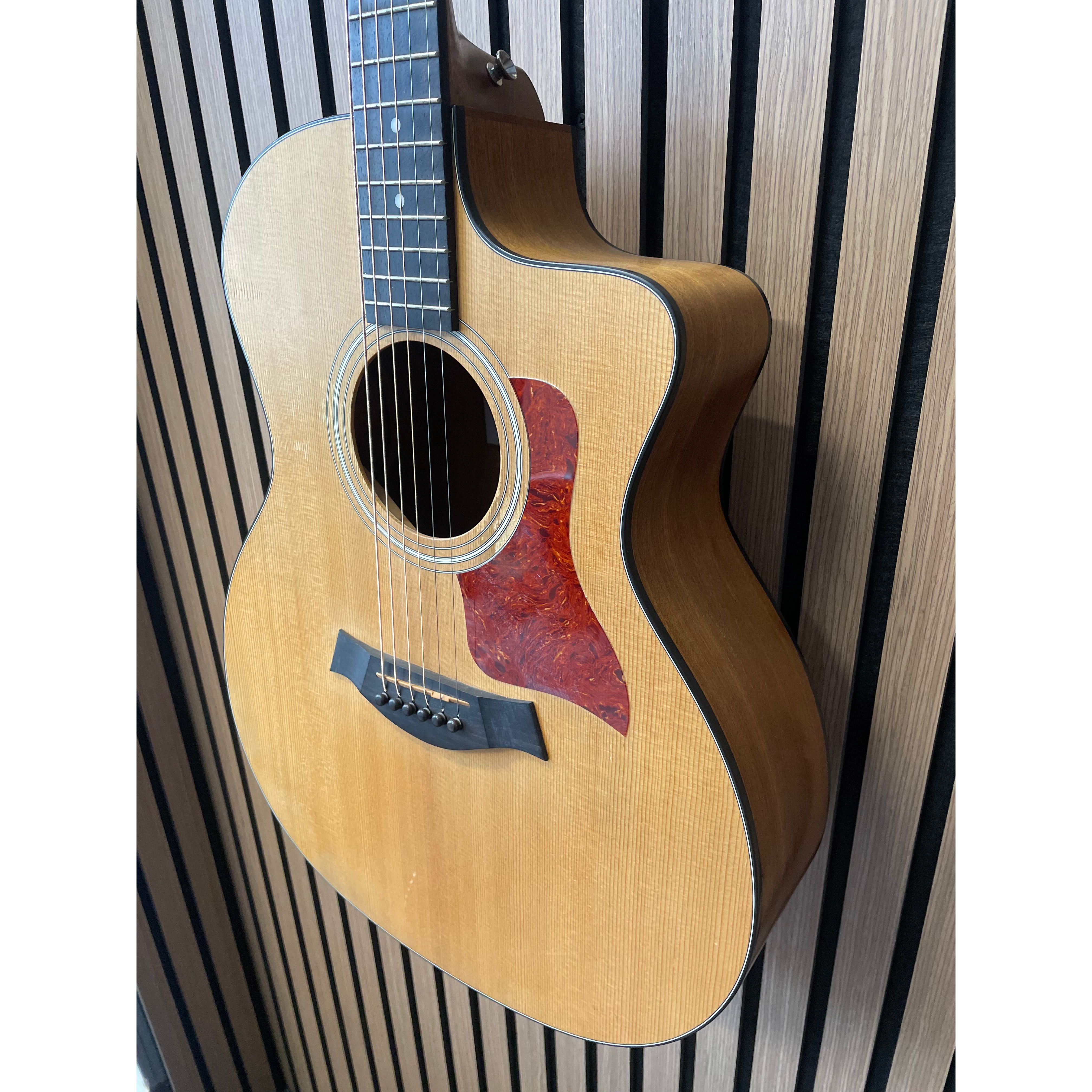 Taylor 114CE Grand Auditorium Sized Electro Acoustic Guitar in Natural with Hardcase Pre-Owned