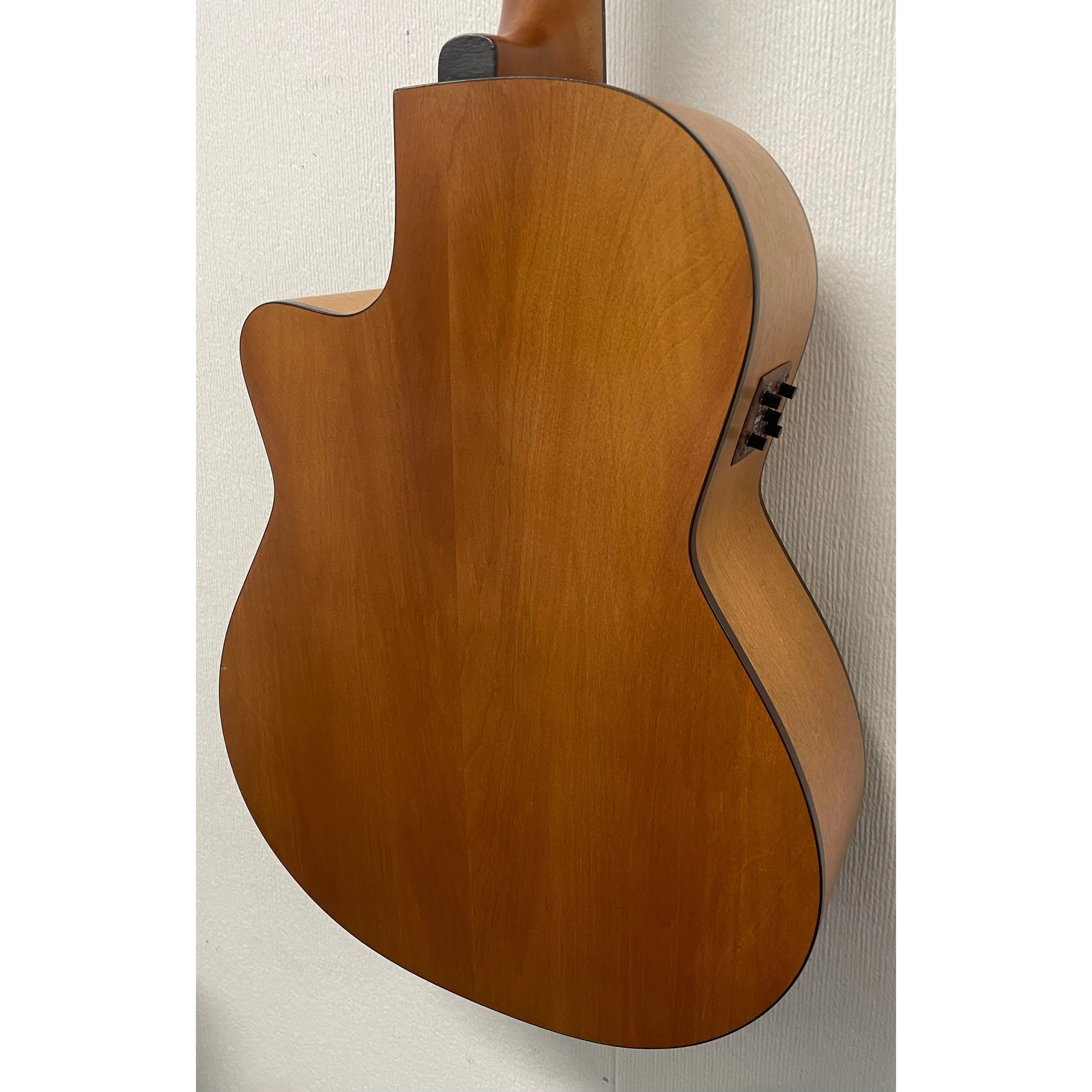 Simon & Patrick Folk Electro Acoustic Guitar S&P 6 CW Pre-Owned