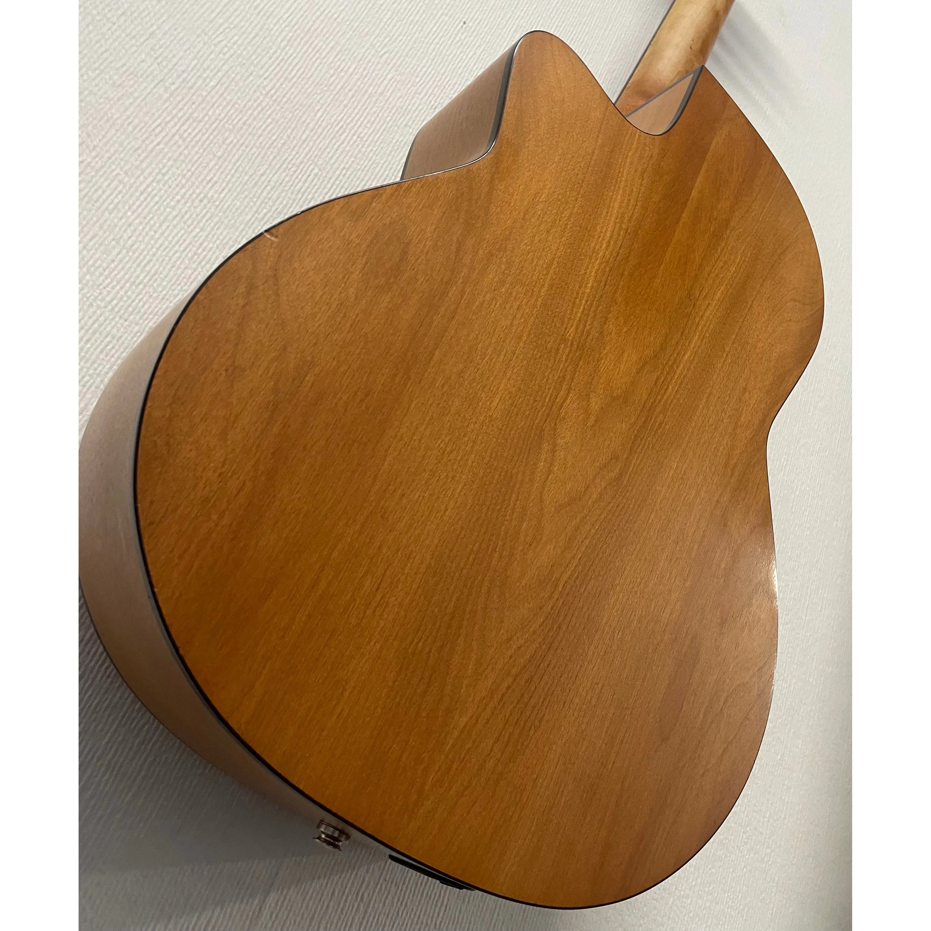 Simon & Patrick Folk Electro Acoustic Guitar S&P 6 CW Pre-Owned