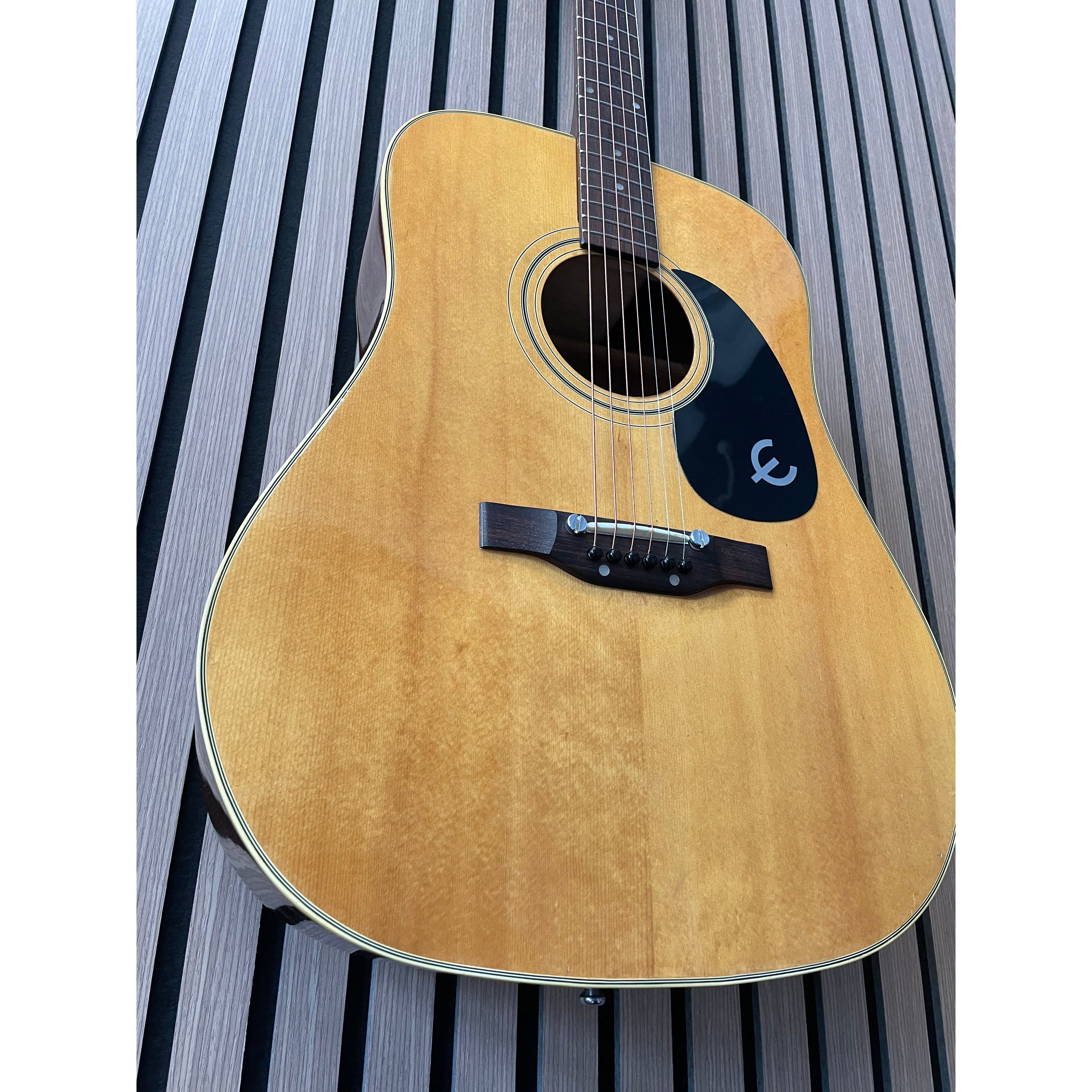 Epiphone FT-145 Texan Vintage Dreadnought Acoustic Guitar 1970's with Hardcase Pre-Owned