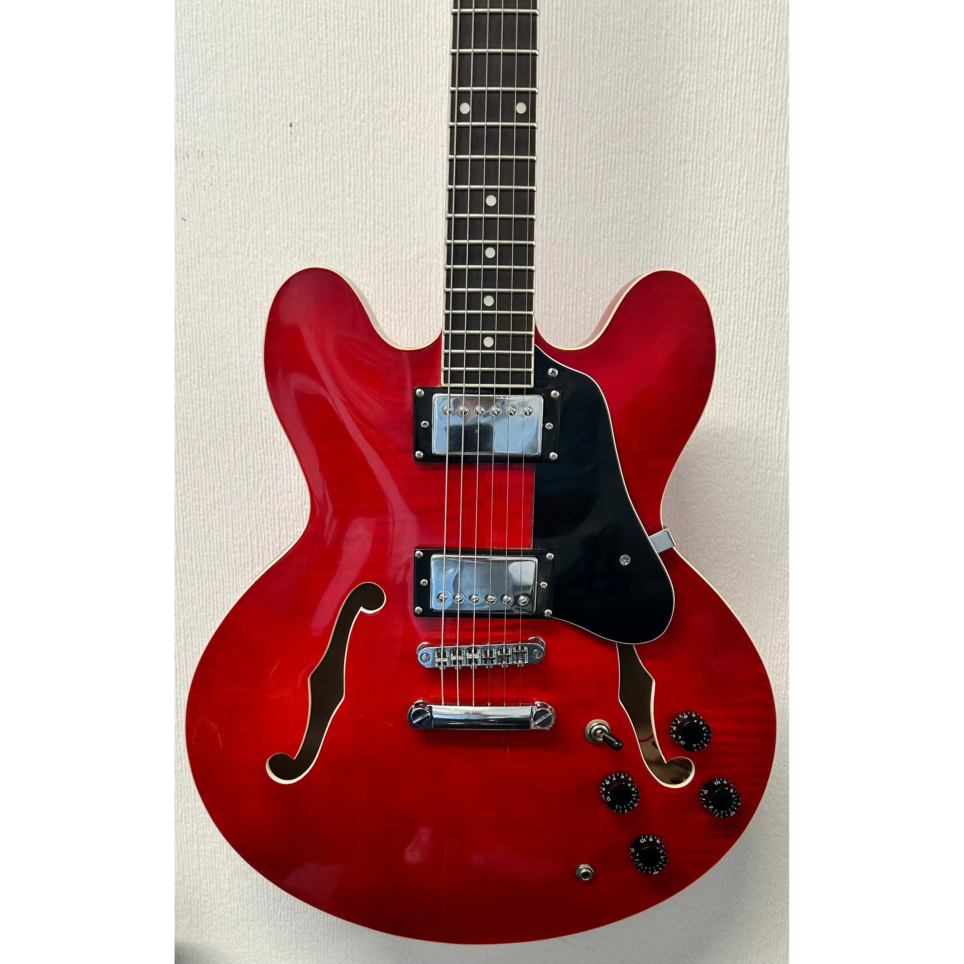Musoo Electric Semi-Hollow Guitar in Red - Pre-Owned