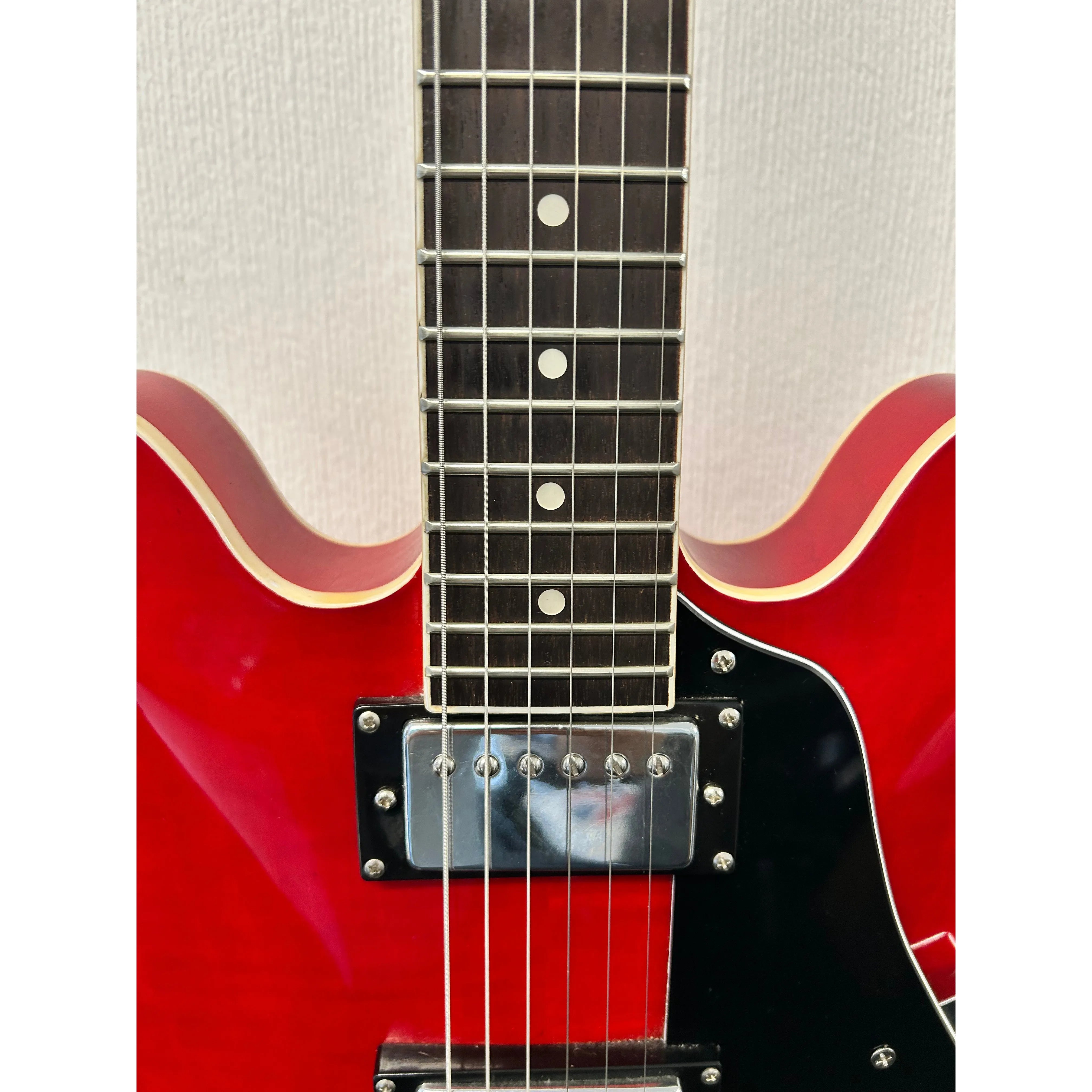 Musoo Electric Semi-Hollow Guitar in Red - Pre-Owned