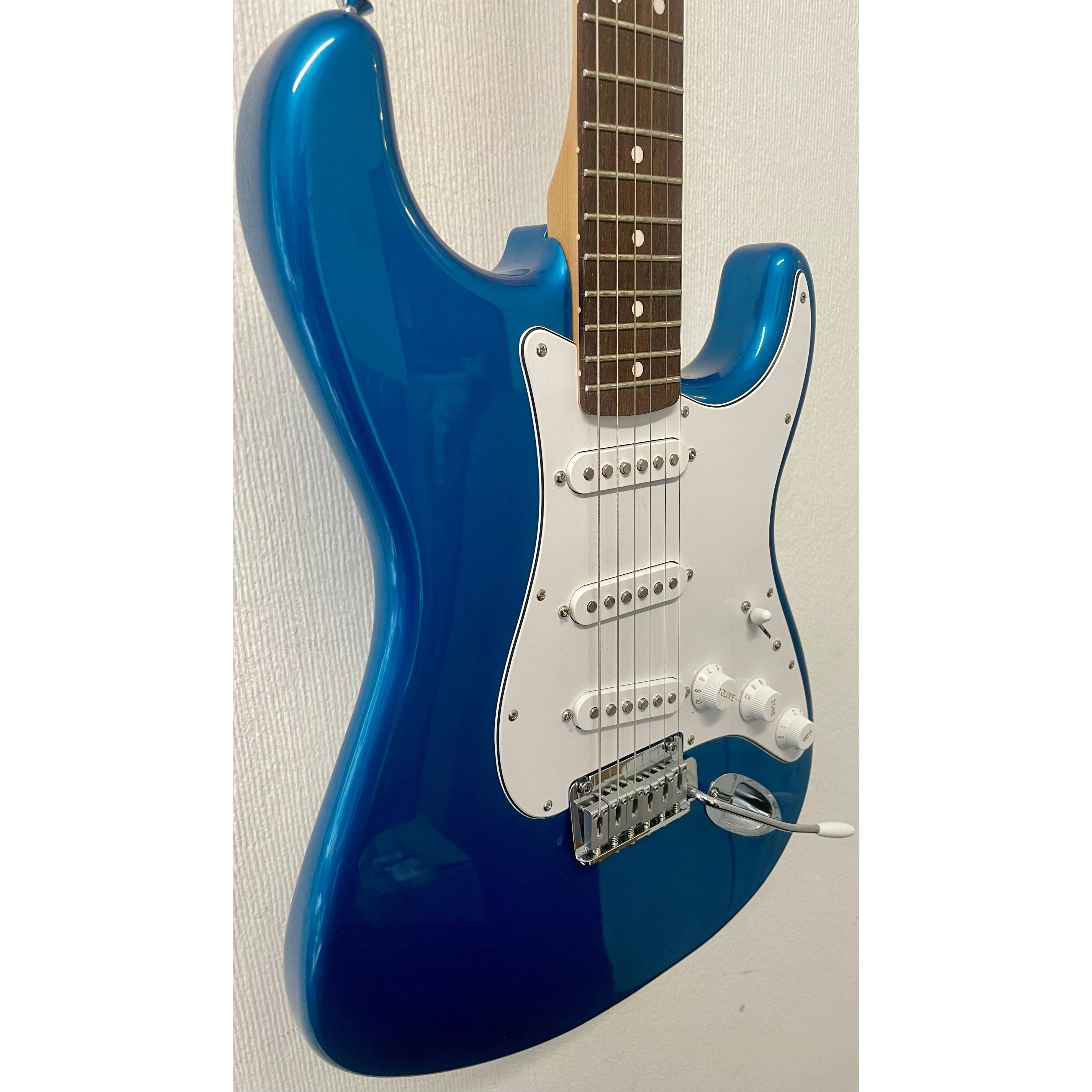 Fender Standard Stratocaster 2025 in Aqua Marine Metallic Pre-Owned