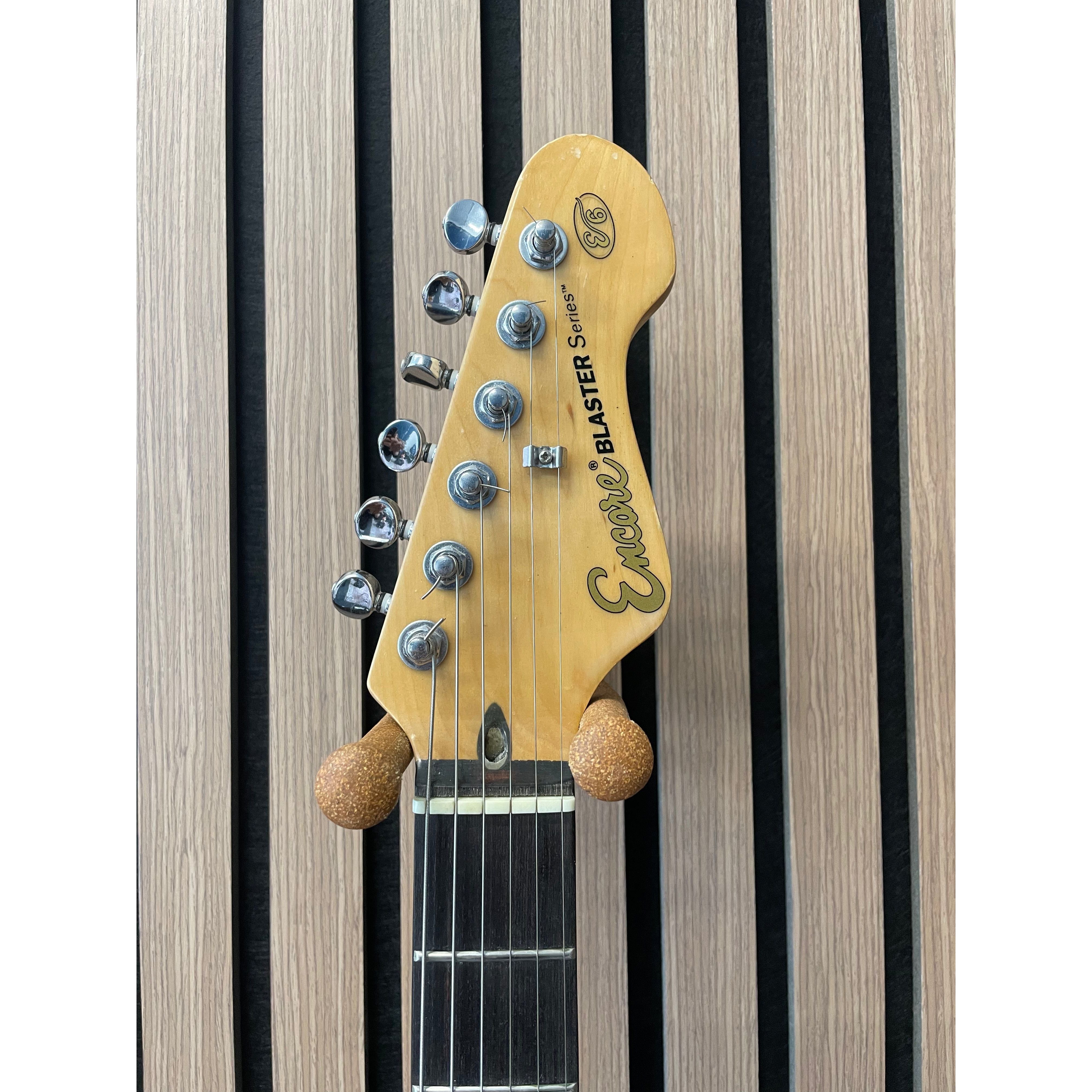 Encore Blaster Strat-Style Electric Guitar in Sunburst with Gigbag Pre-Owned