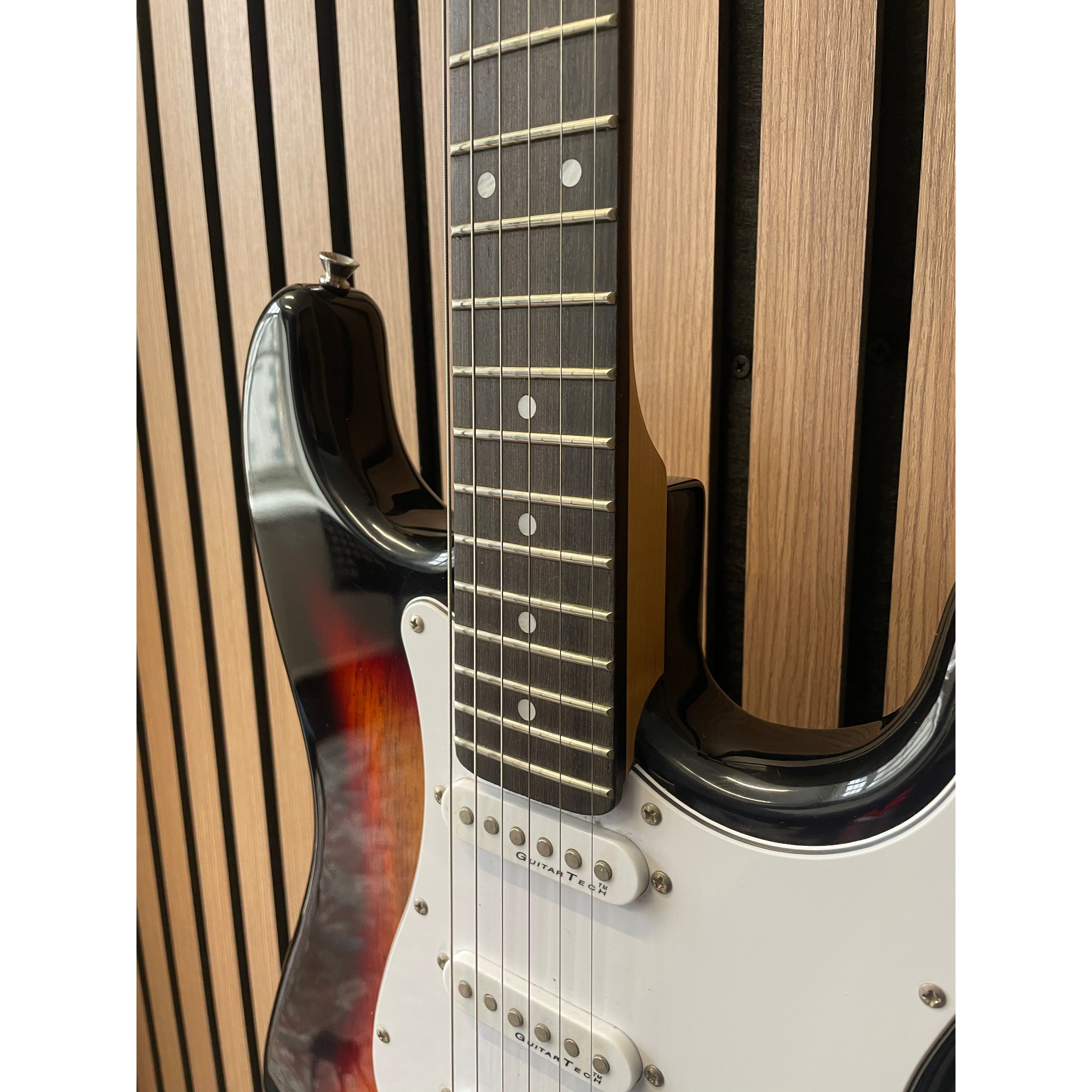 Encore Blaster Strat-Style Electric Guitar in Sunburst with Gigbag Pre-Owned