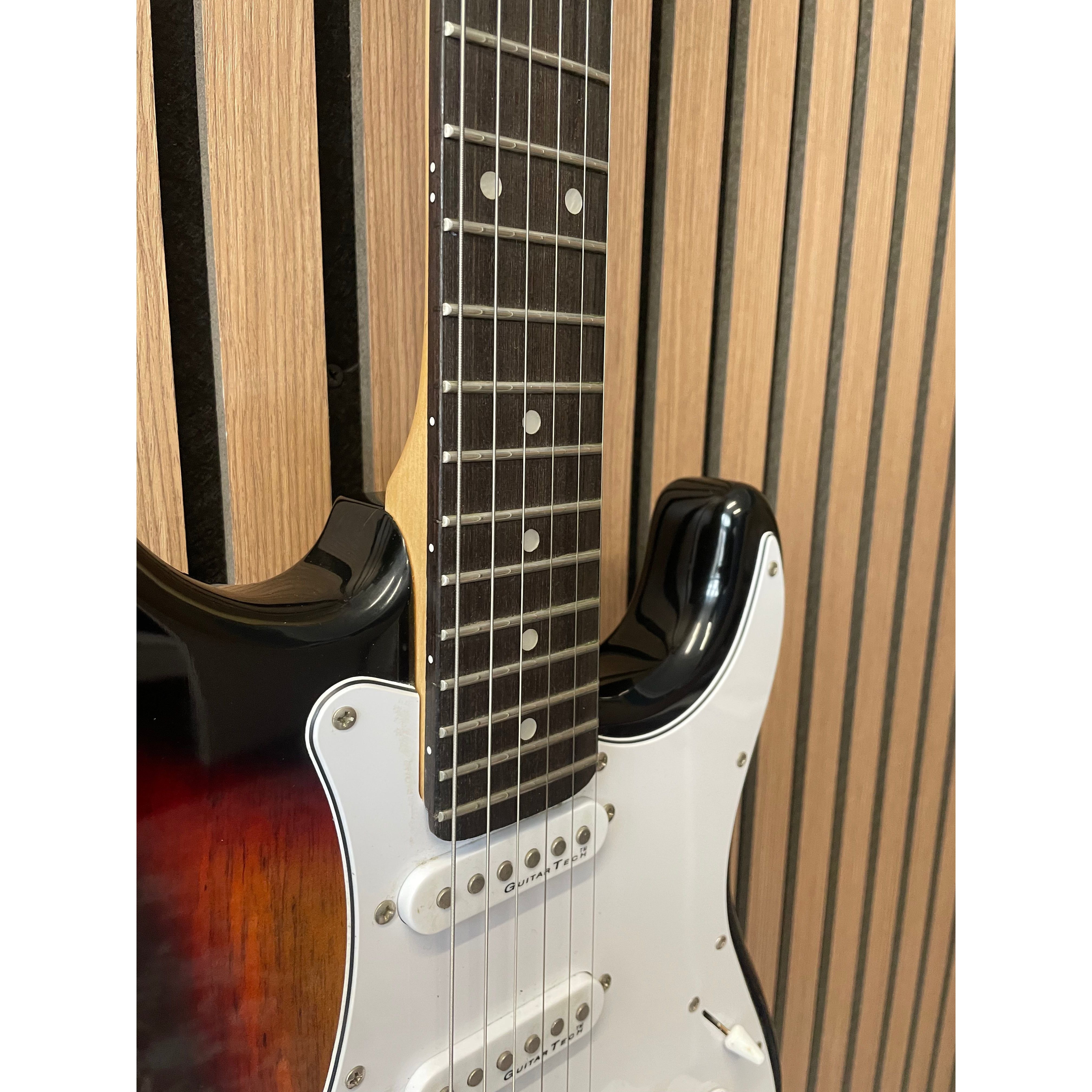 Encore Blaster Strat-Style Electric Guitar in Sunburst with Gigbag Pre-Owned