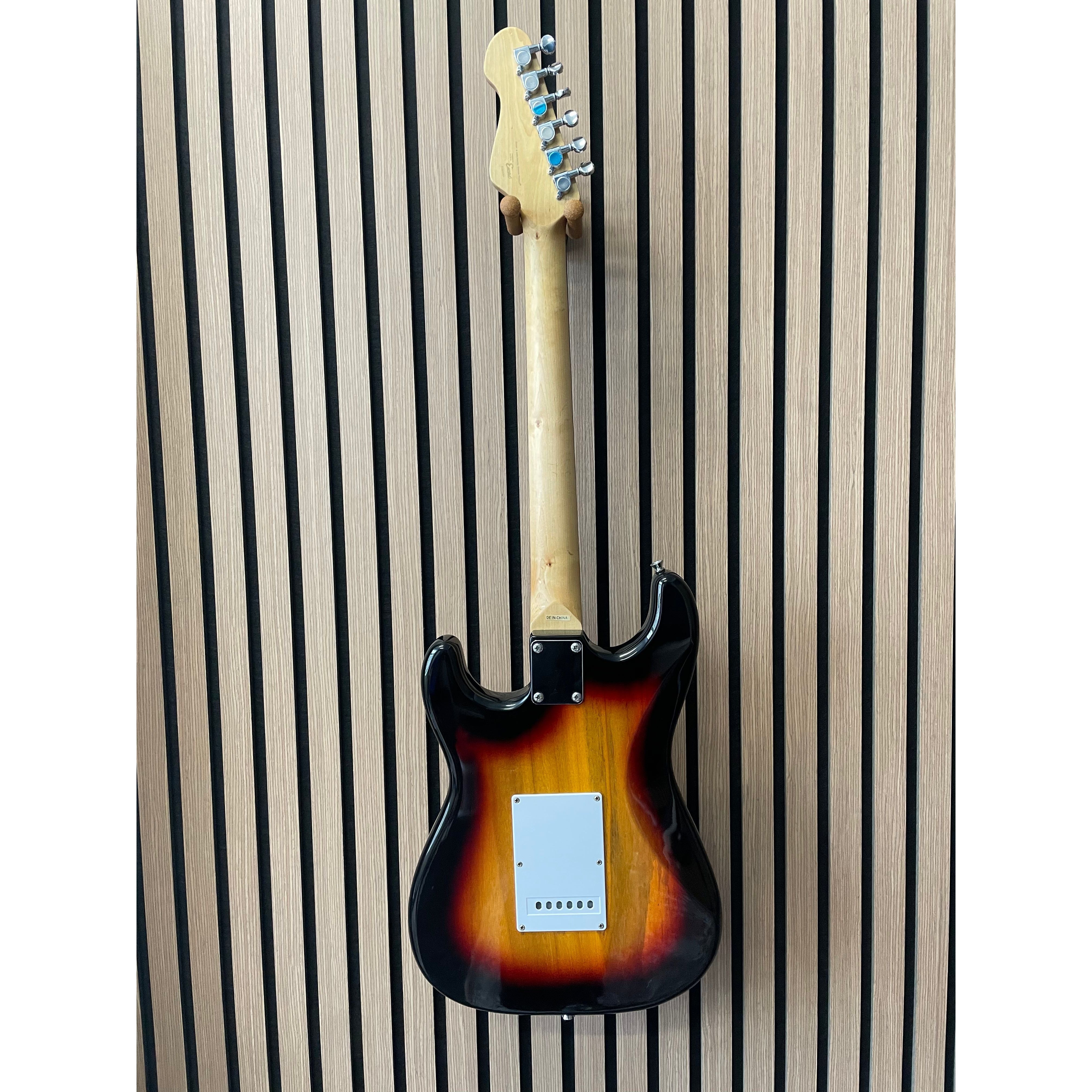 Encore Blaster Strat-Style Electric Guitar in Sunburst with Gigbag Pre-Owned