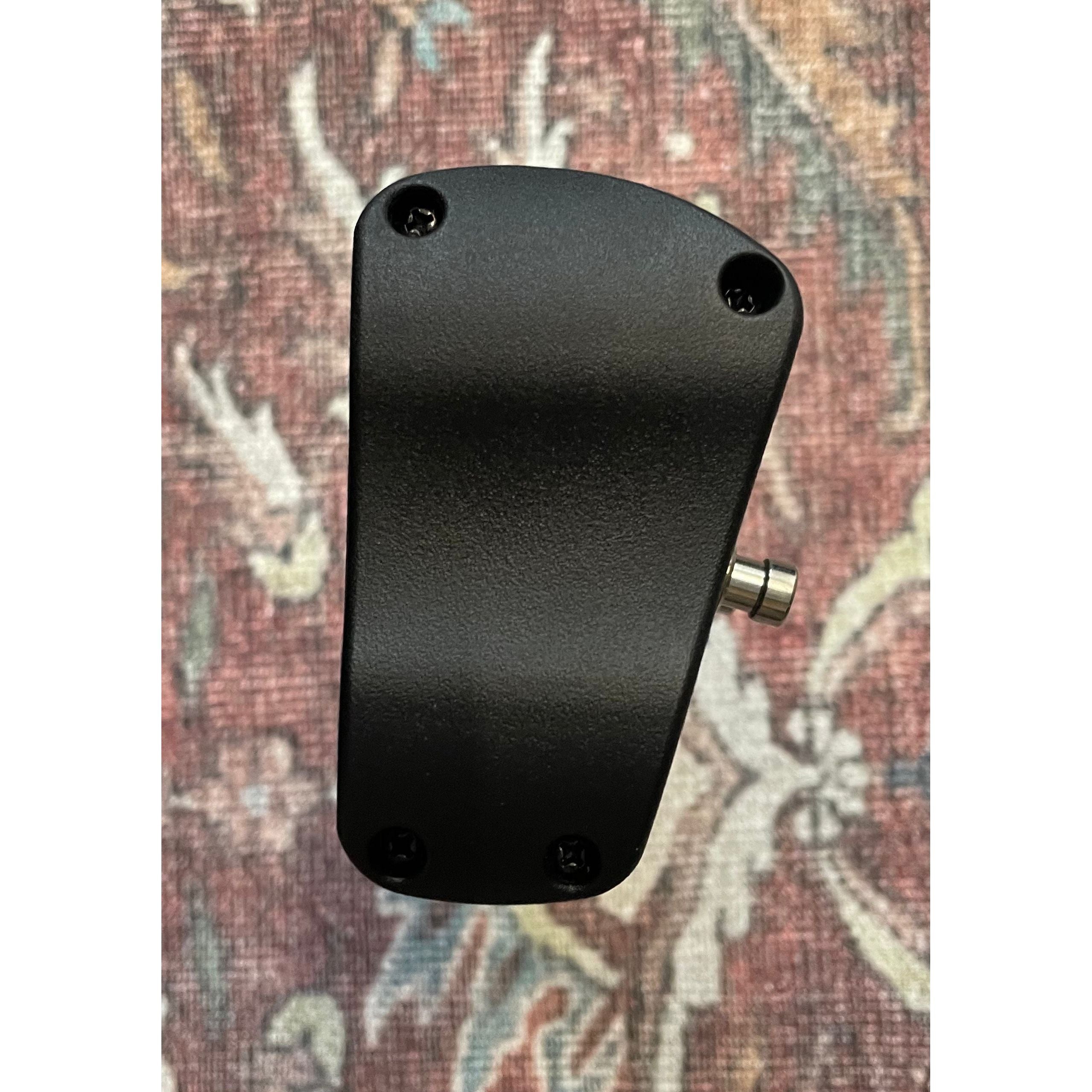 Fender MS-4 4-Button Footswitch & Tuner for Fender Mustang Amplifers Pre-Owned