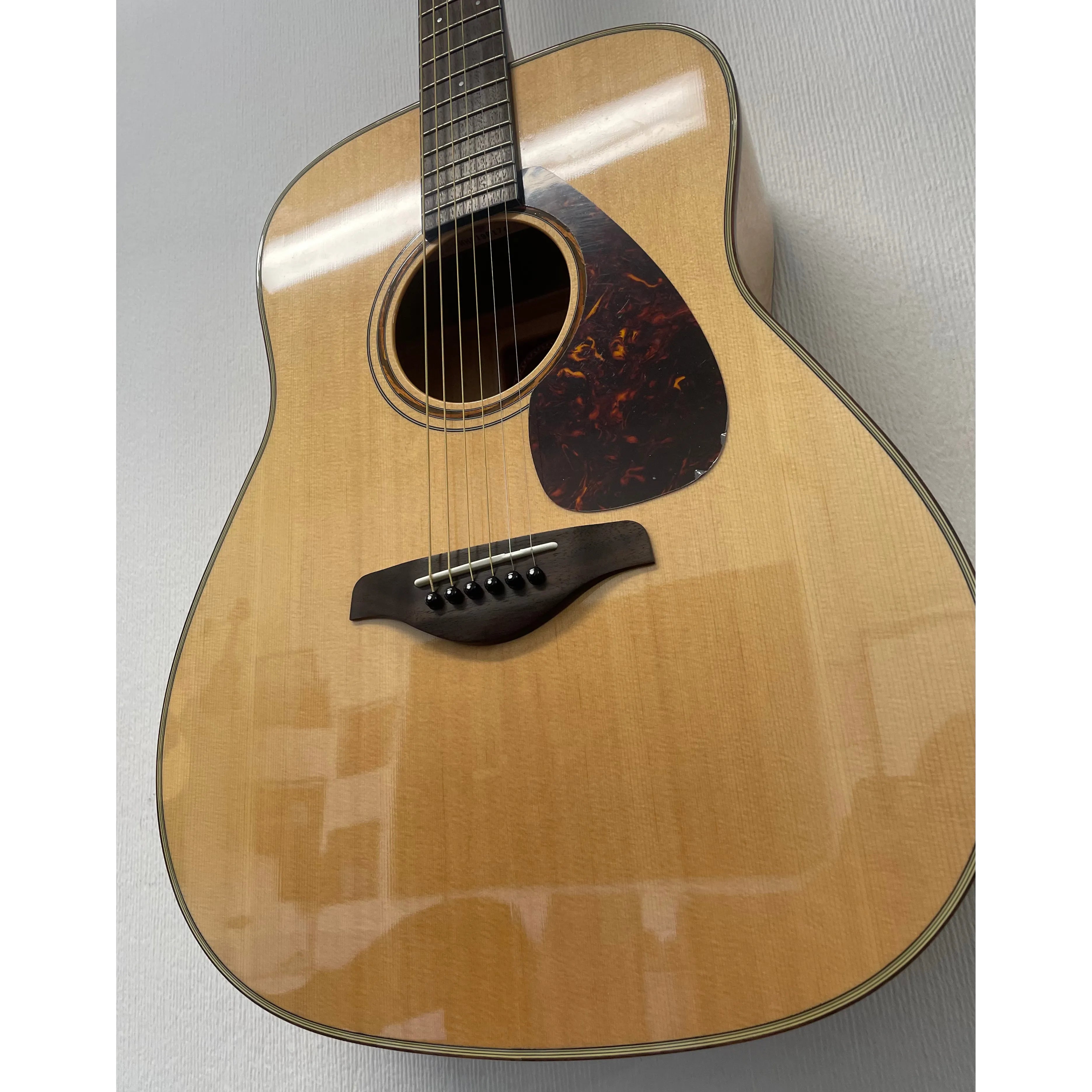 Yamaha FG750S Acoustic Guitar with Case Pre-Owned