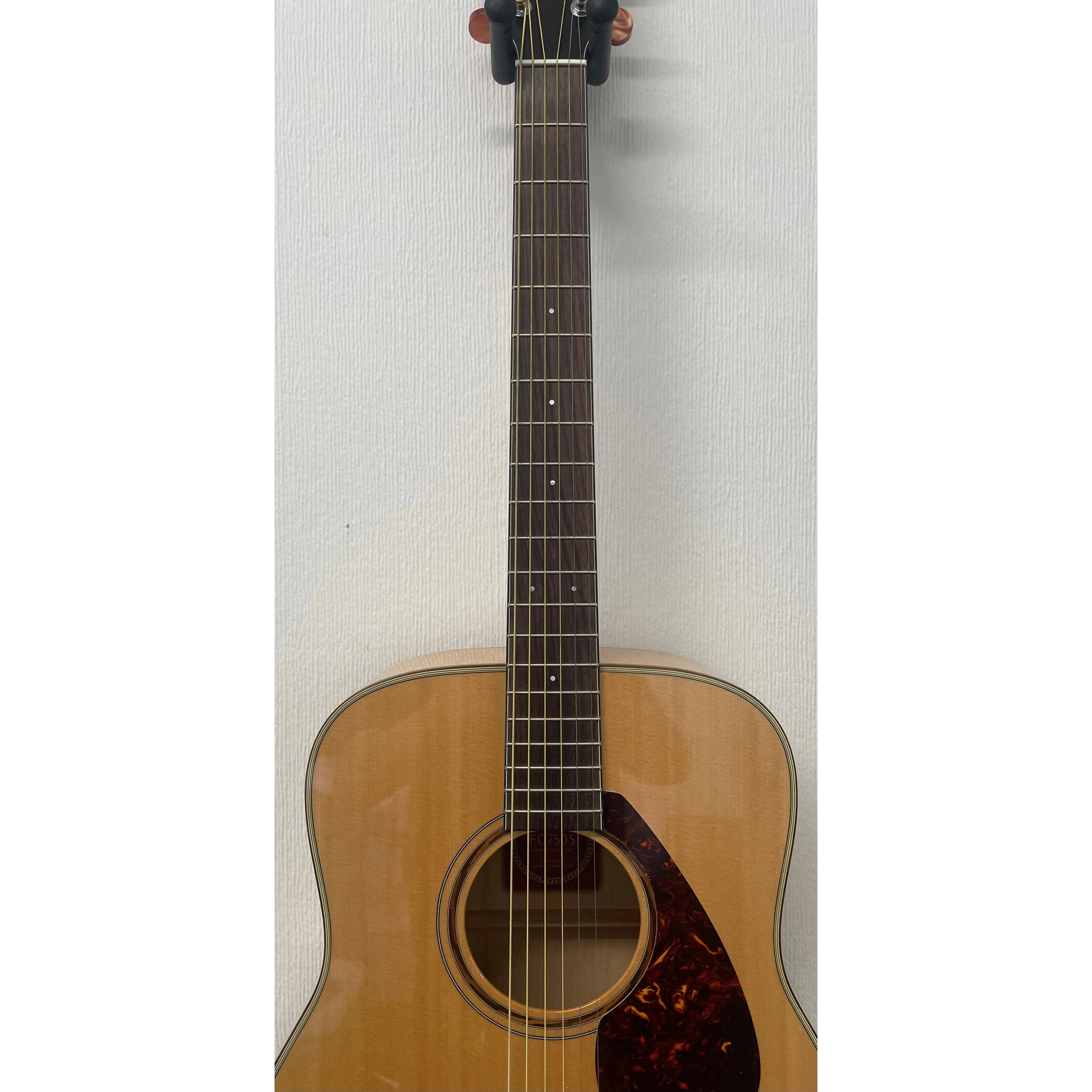 Yamaha FG750S Acoustic Guitar with Case Pre-Owned