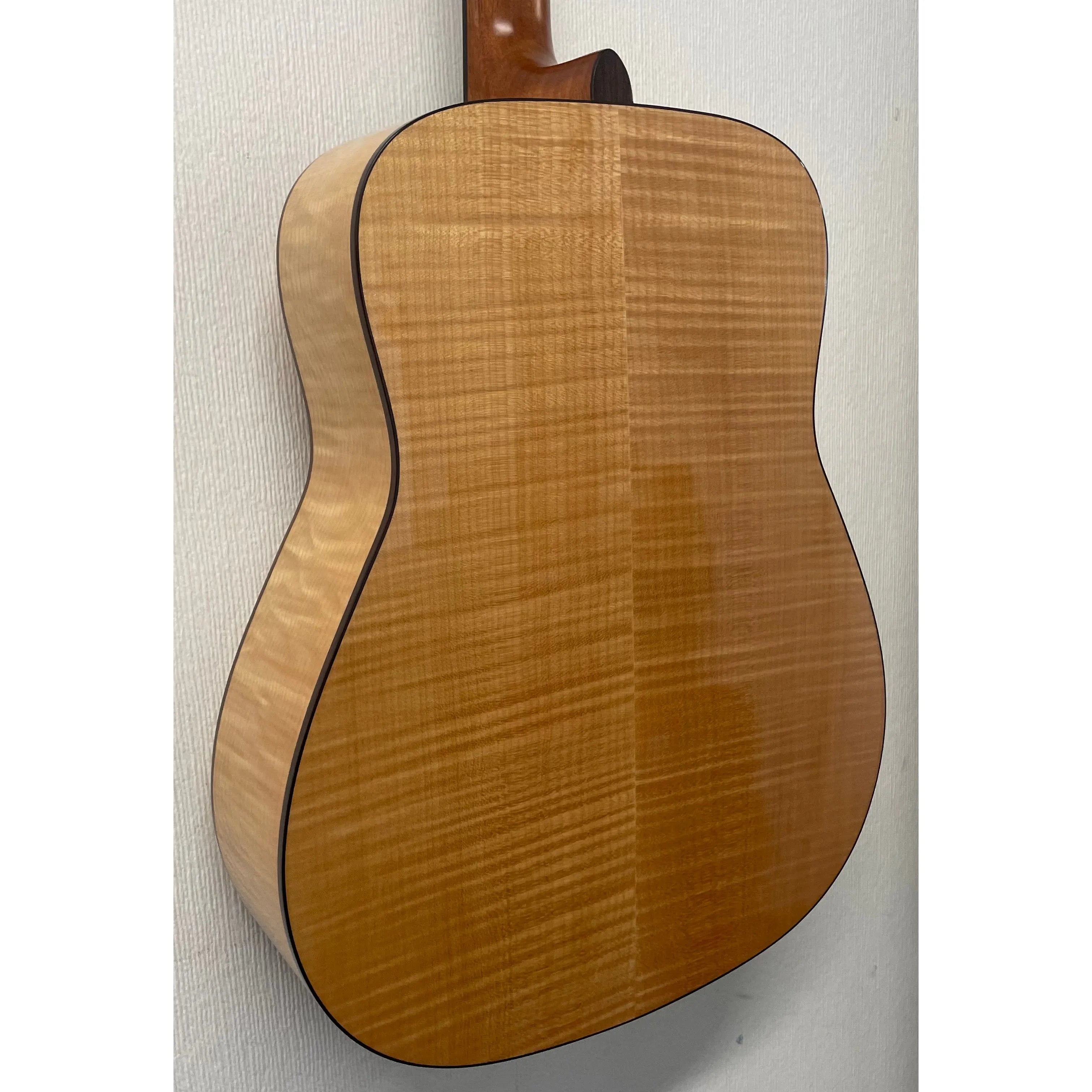 Yamaha FG750S Acoustic Guitar with Case Pre-Owned