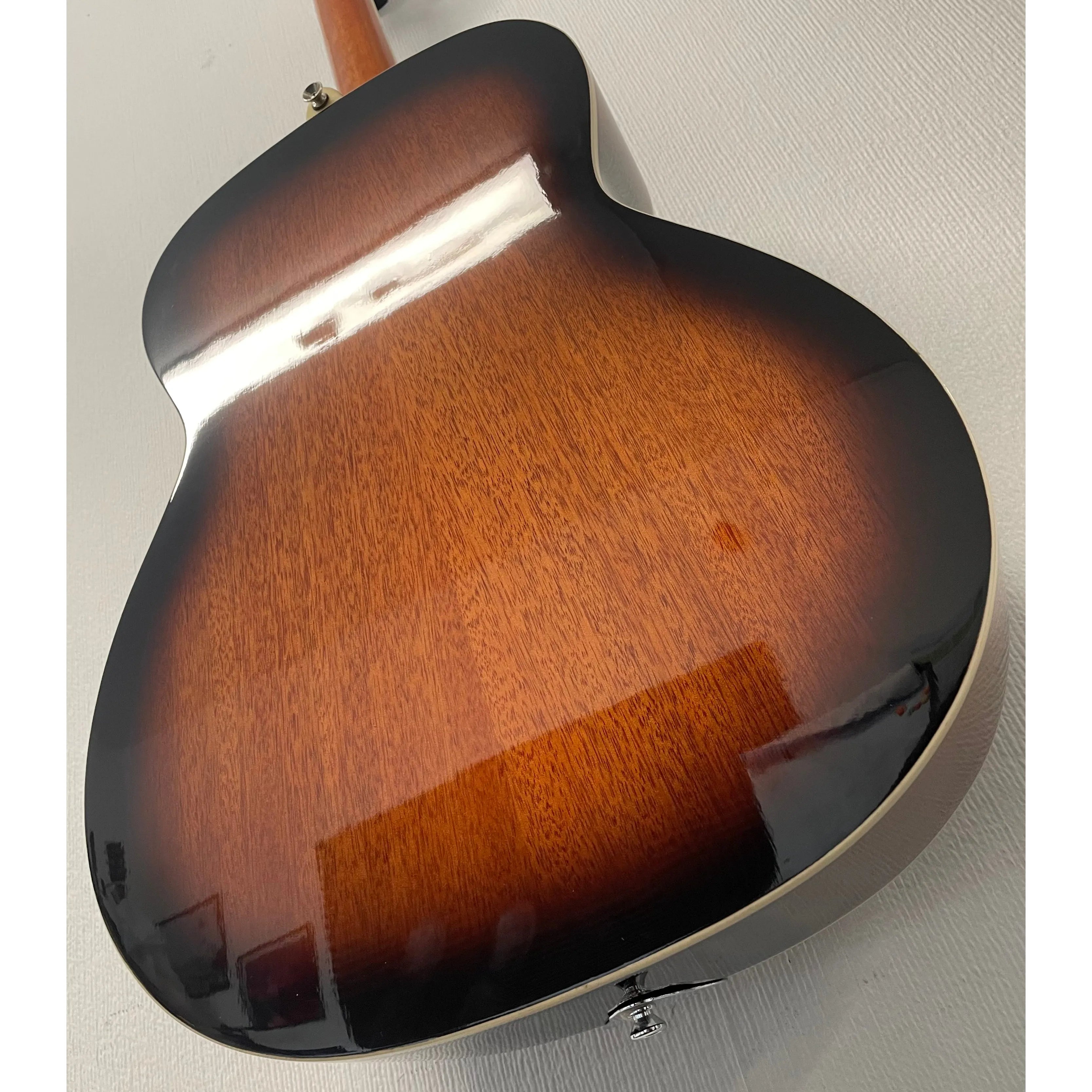 Ozark Electro Acoustic Resonator Guitar with Hardcase in Sunburst Pre-Owned