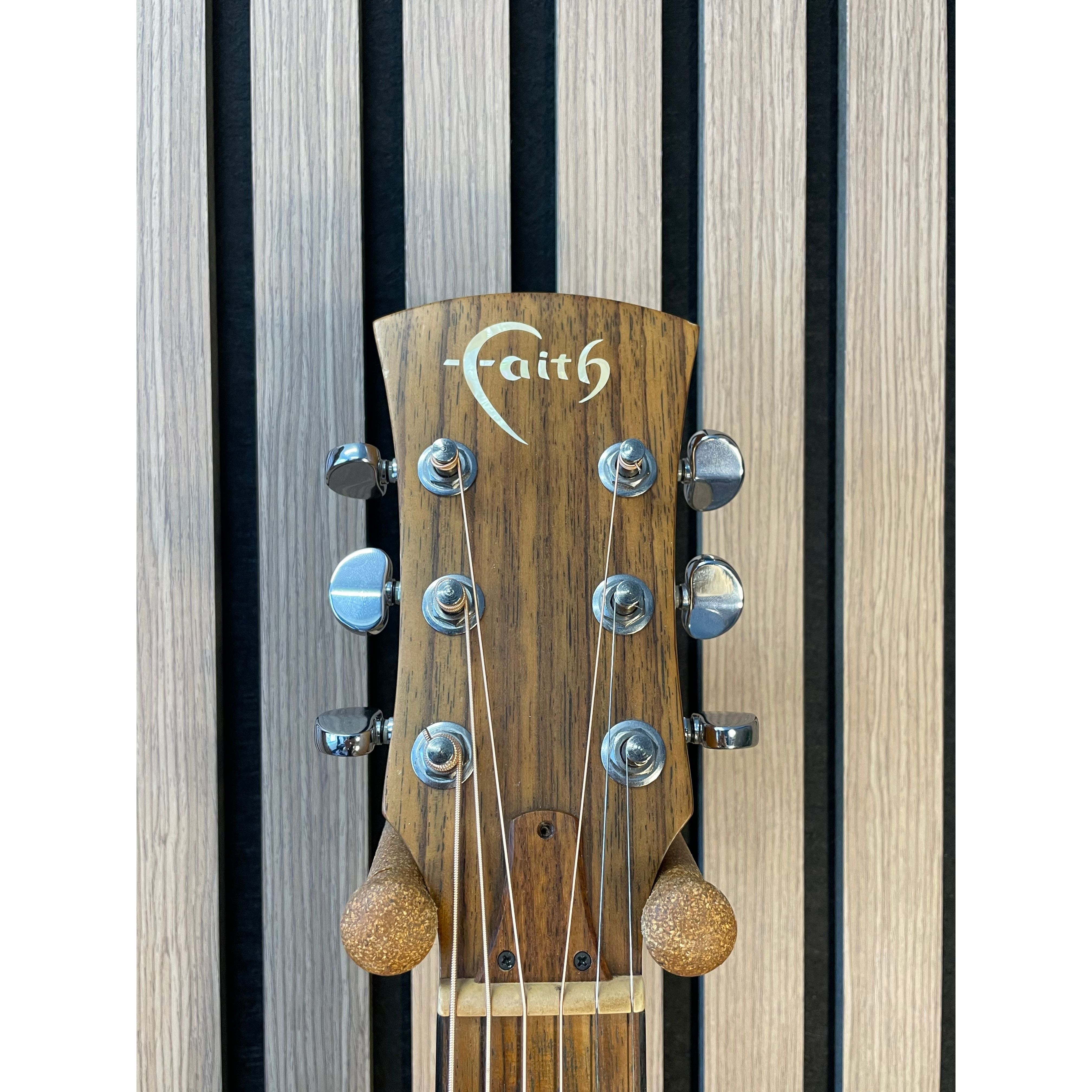 Faith Naked Series Neptune Acoustic Guitar Solid Spruce top Solid Mahogany Back & Sides with Gigbag Pre-Owned