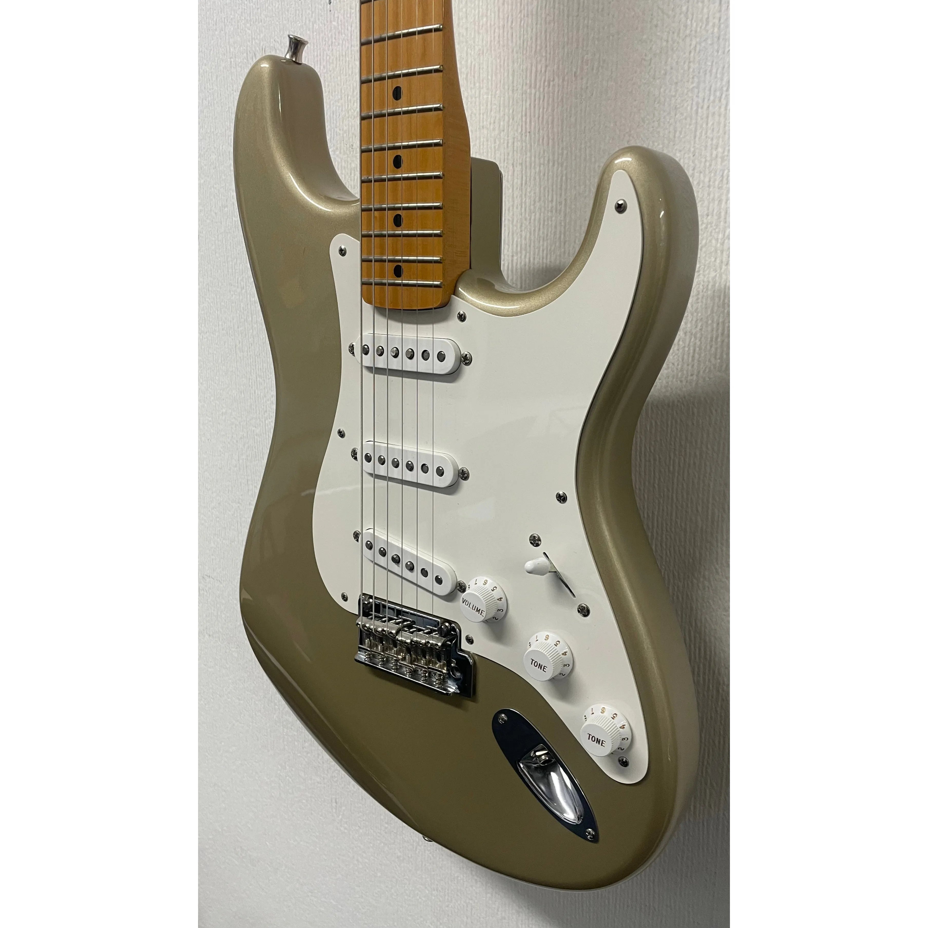 Fender Classic Player '50s Stratocaster 60th Anniversary MIM 2006 in Shoreline Gold Pre-Owned