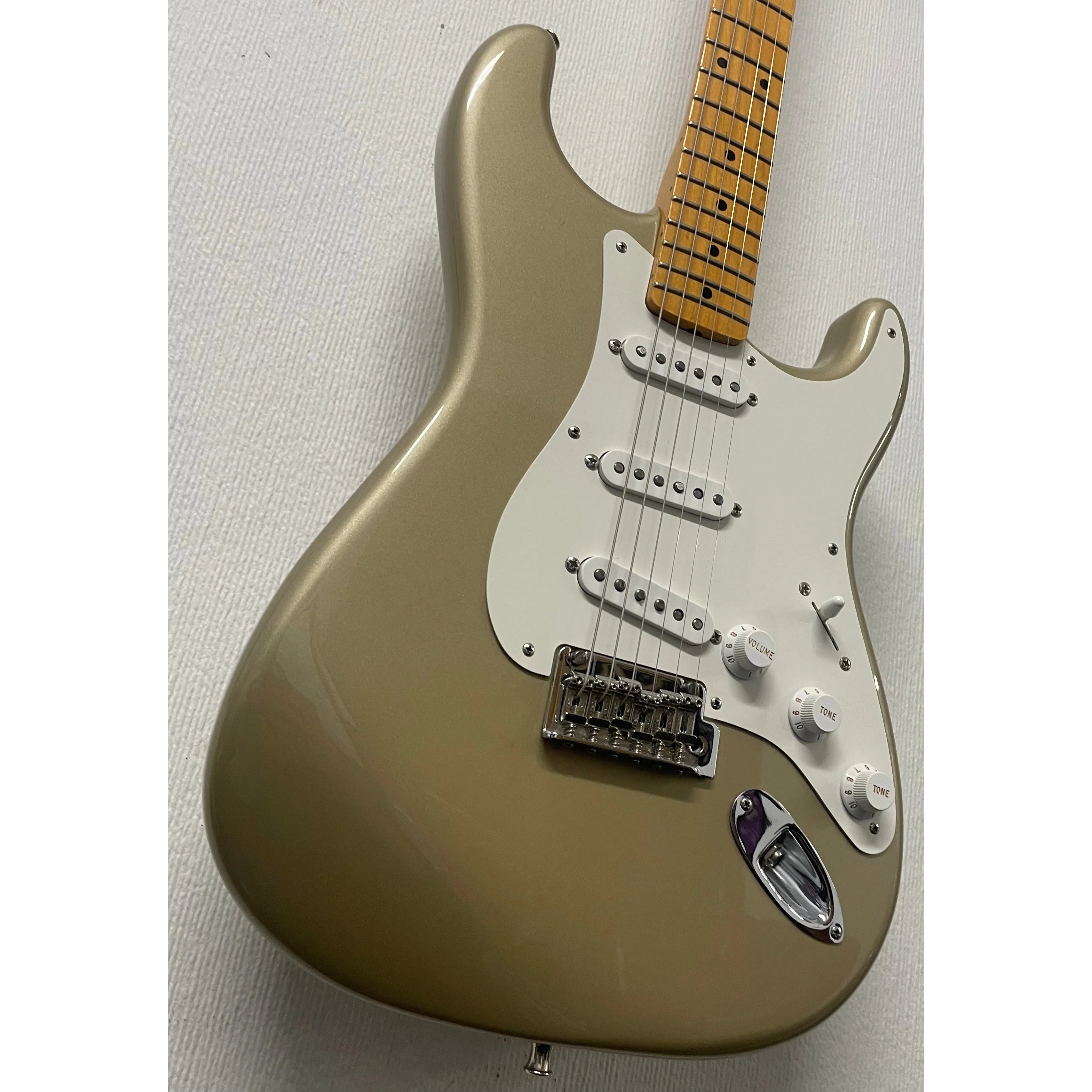 Fender Classic Player '50s Stratocaster 60th Anniversary MIM 2006 in Shoreline Gold Pre-Owned