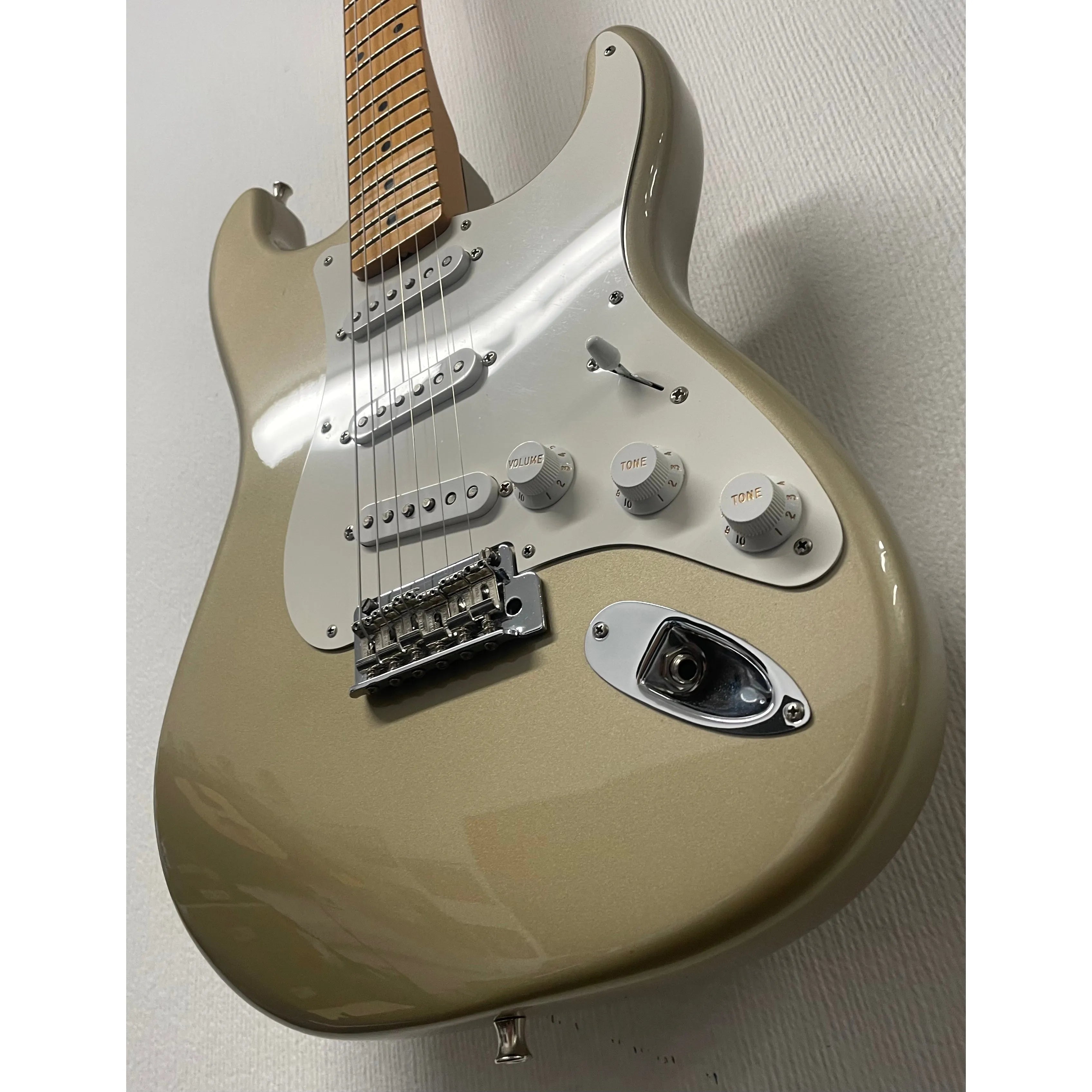 Fender Classic Player '50s Stratocaster 60th Anniversary MIM 2006 in Shoreline Gold Pre-Owned