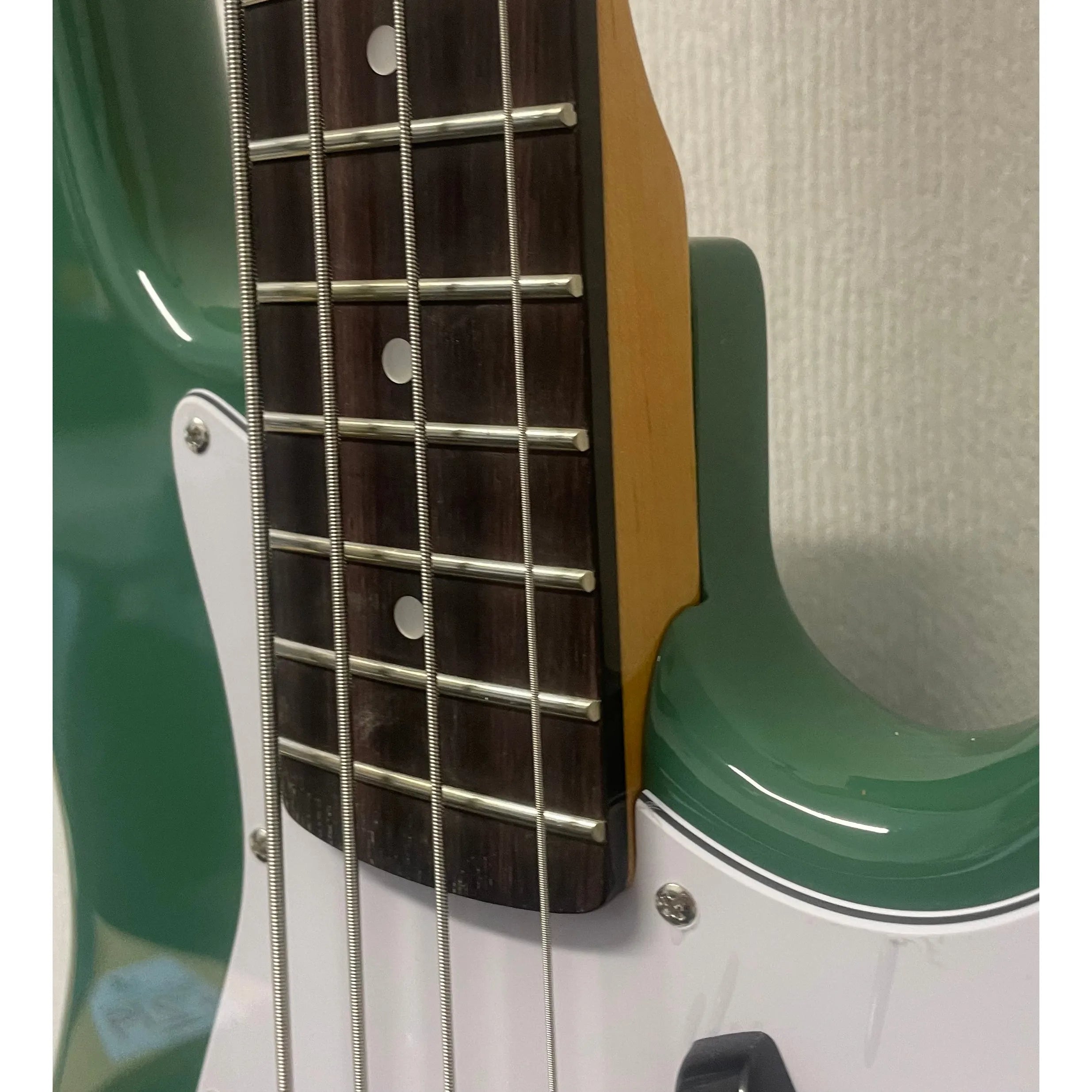 SX Bass Guitar JB Style in Vintage Green with Gigbag