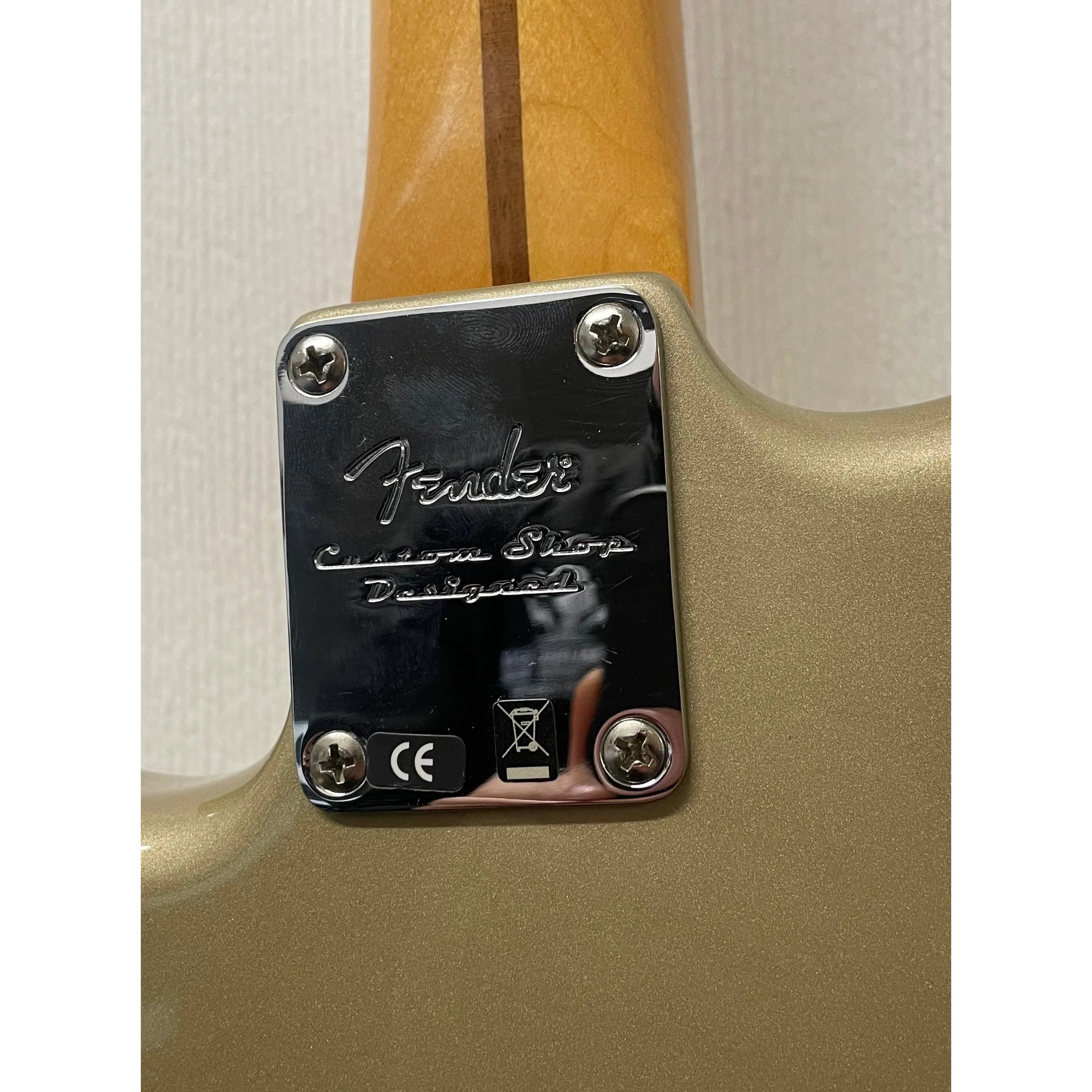 Fender Classic Player '50s Stratocaster 60th Anniversary MIM 2006 in Shoreline Gold Pre-Owned
