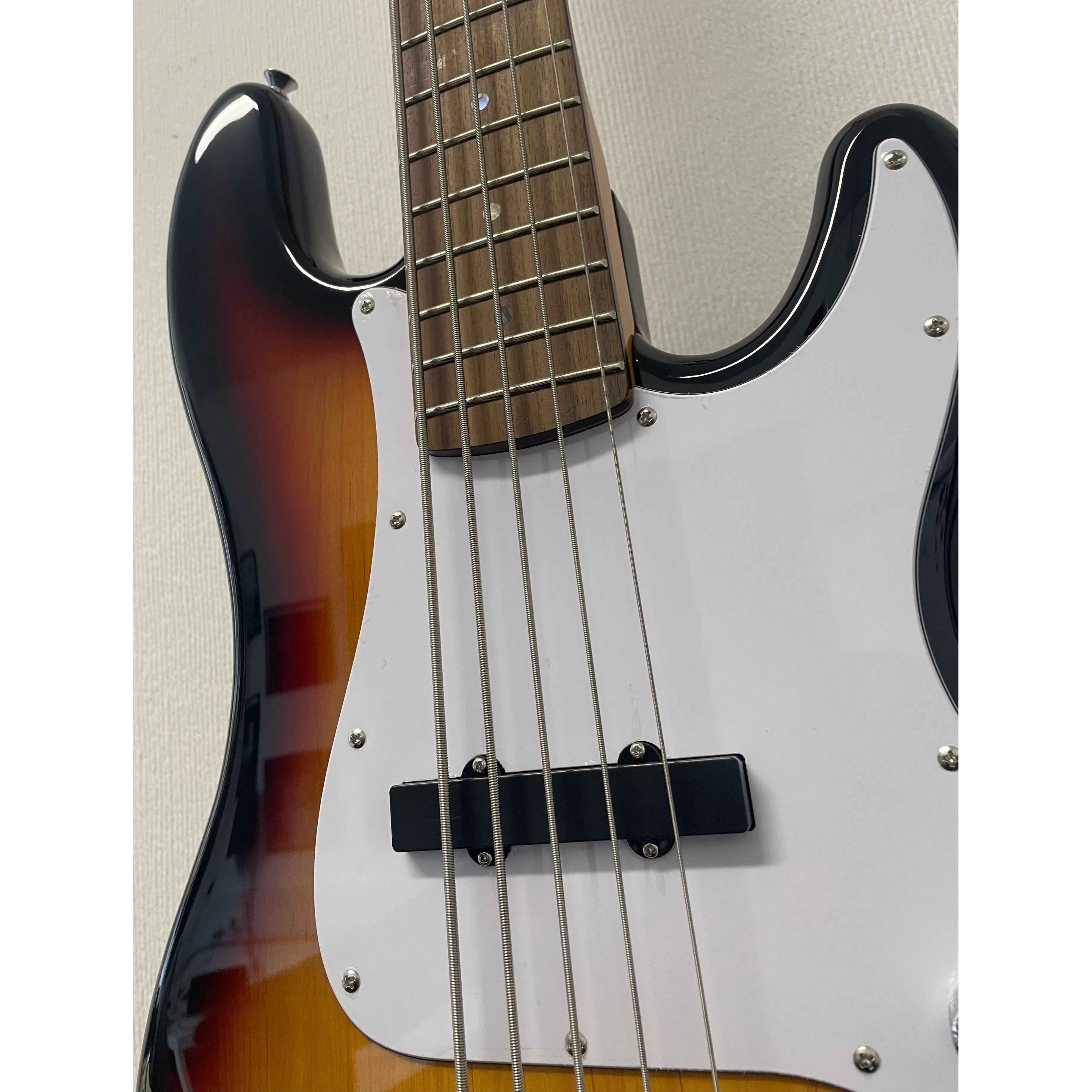 SX 5 String Bass Guitar PB Style 3 Tone Sunburst with Gigbag