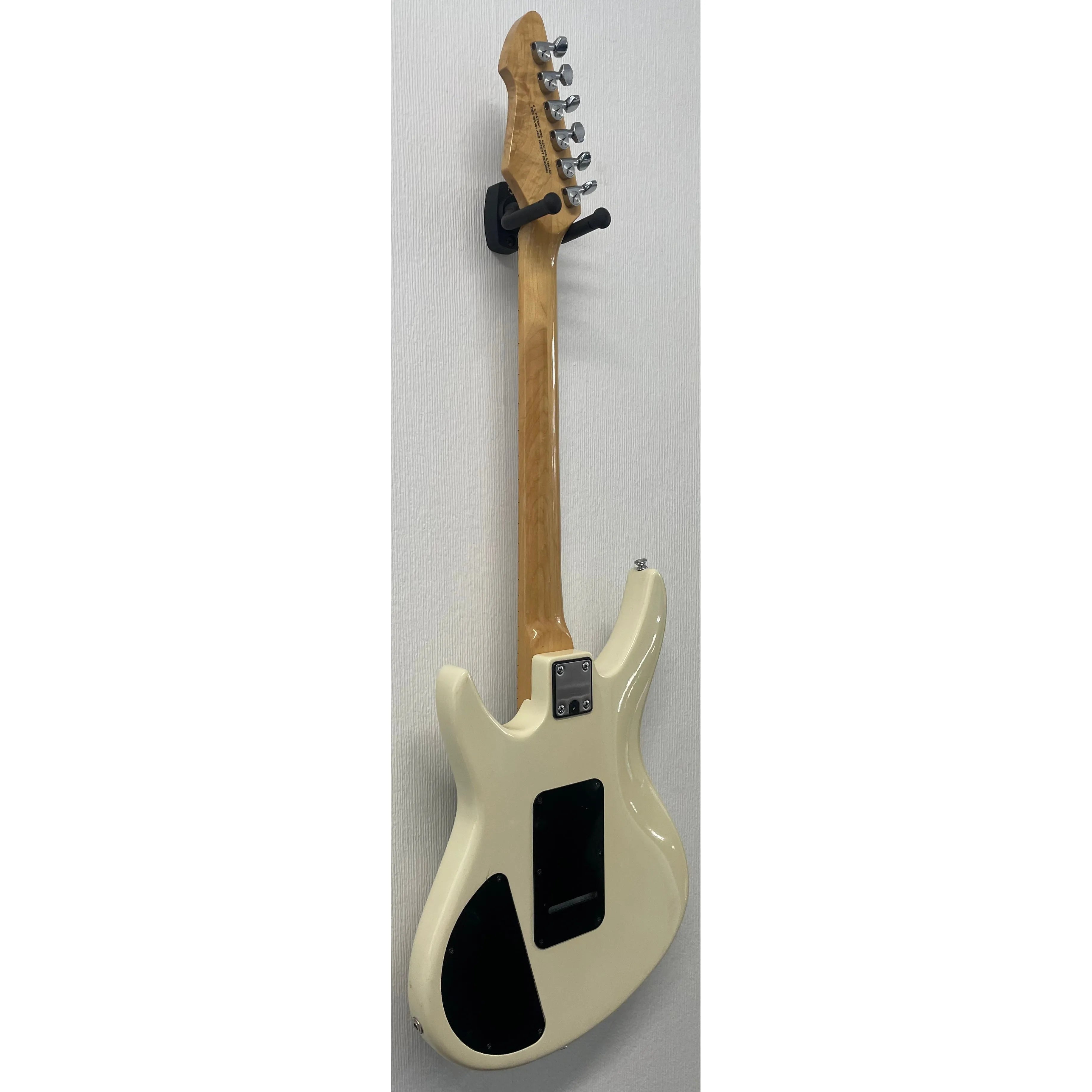 Peavey Horizon II 1983-1986 USA Electric Guitar in White Pre-Owned