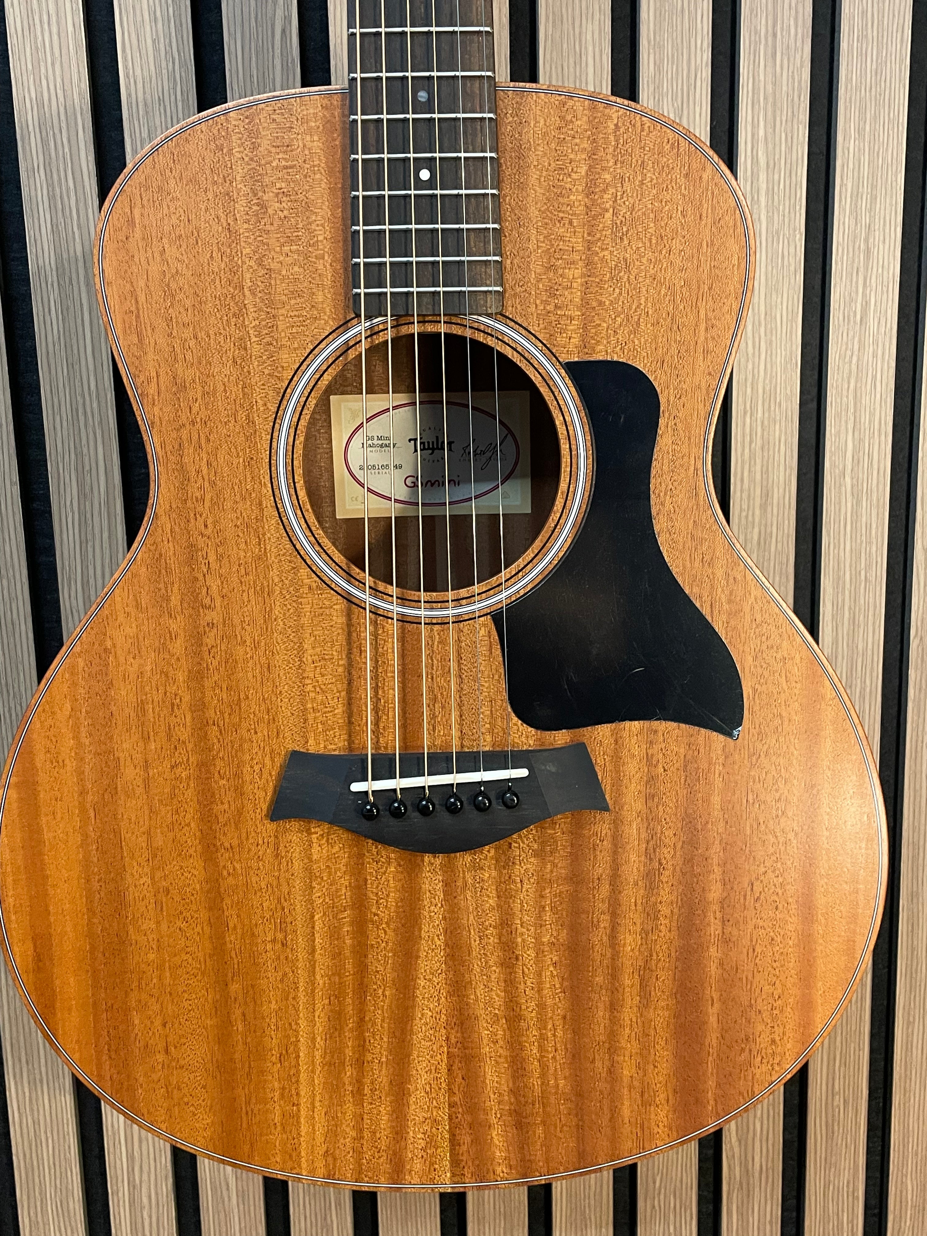 Taylor GS Mini Mahogany in Natural Satin Finish with Gigbag Pre-Owned